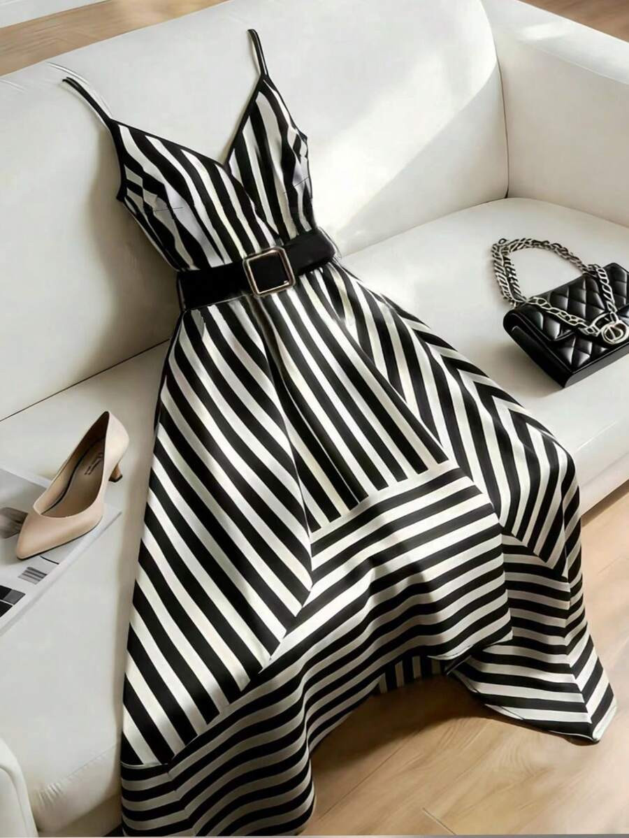 GlowEve CURVE Plus Size Elegant Striped Spaghetti Strap Dress, Summer | SHEIN