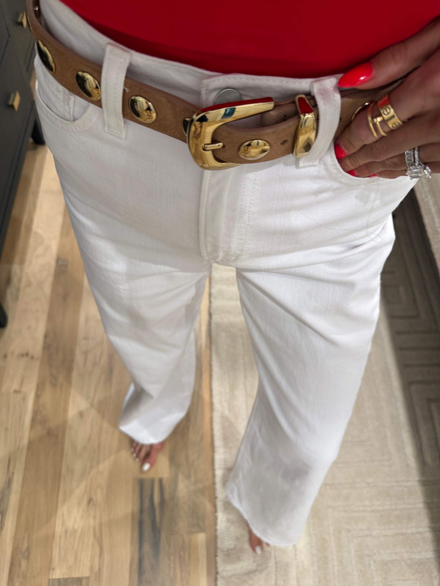 White petite friendly jeans on major sale wearing size 23 require no hemming  

#LTKSaleAlert #LTKPetite