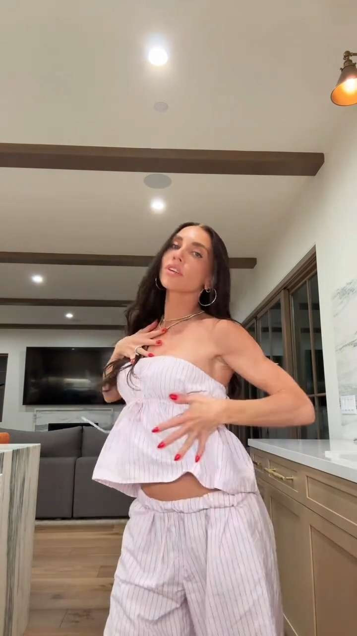 Haven’t done a dance trend in a bit 🧚🏼‍♂️ Love this set from Lover & Friends! 

 #LTKgrwm #LTKootd