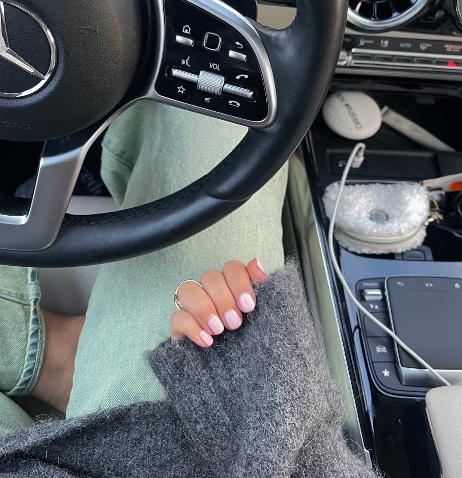 i used 3 coats of the lightest pink (far right) plus one thin coat of base + top clear (best to keep it thin)! you can use the light for 60 secs but i always do 90 secs to be safe x 🎀🎀🎀 

#LTKfindsunder50 #LTKHoliday #LTKGiftGuide