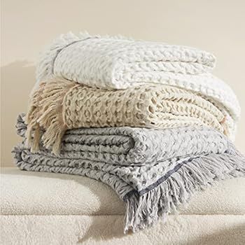 Bedsure 100% Cotton Blanket Twin- Grey Waffle Weave Blanket with Tassels, 330GSM Lightweight Breatha | Amazon (US)