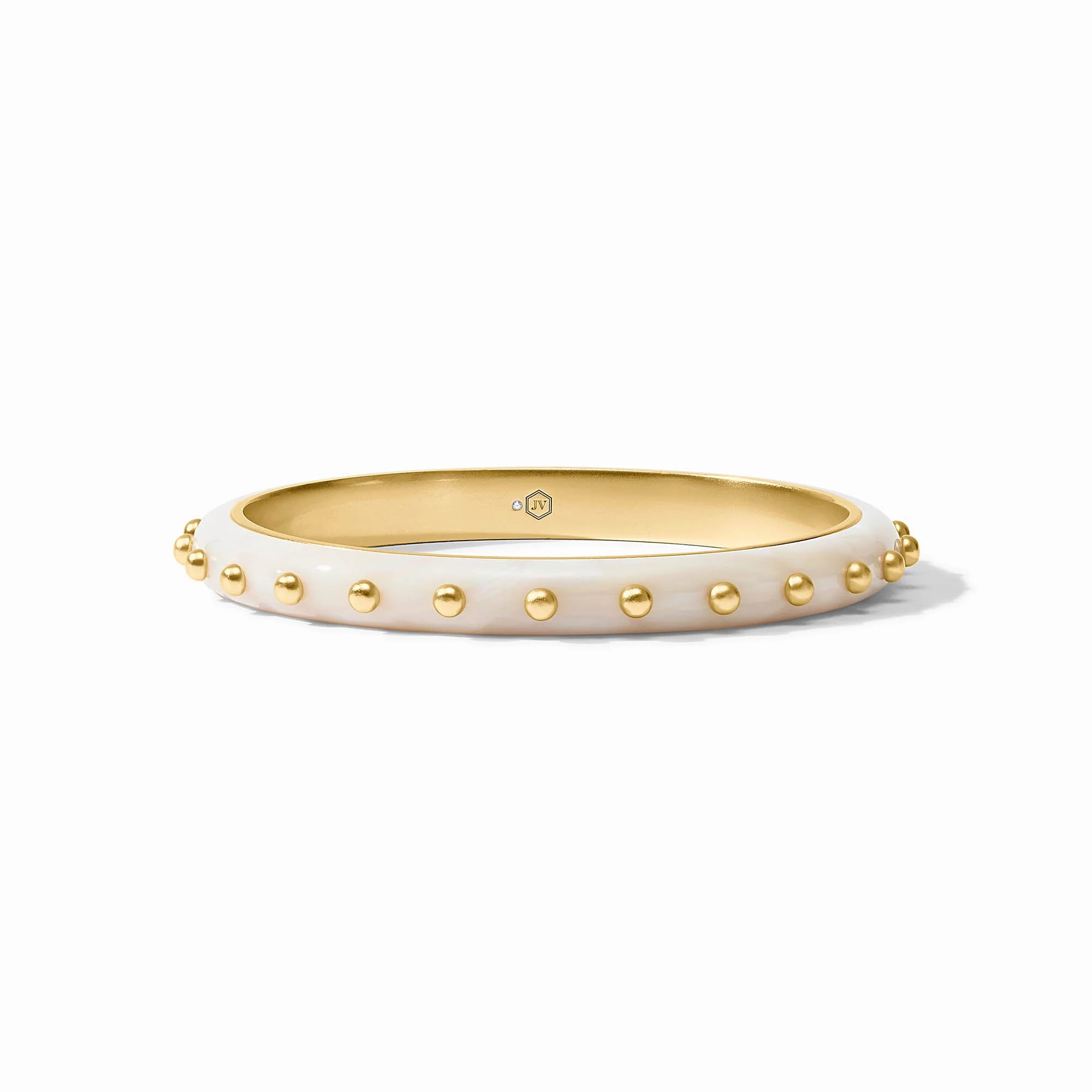 Colette Bangle | Julie Vos