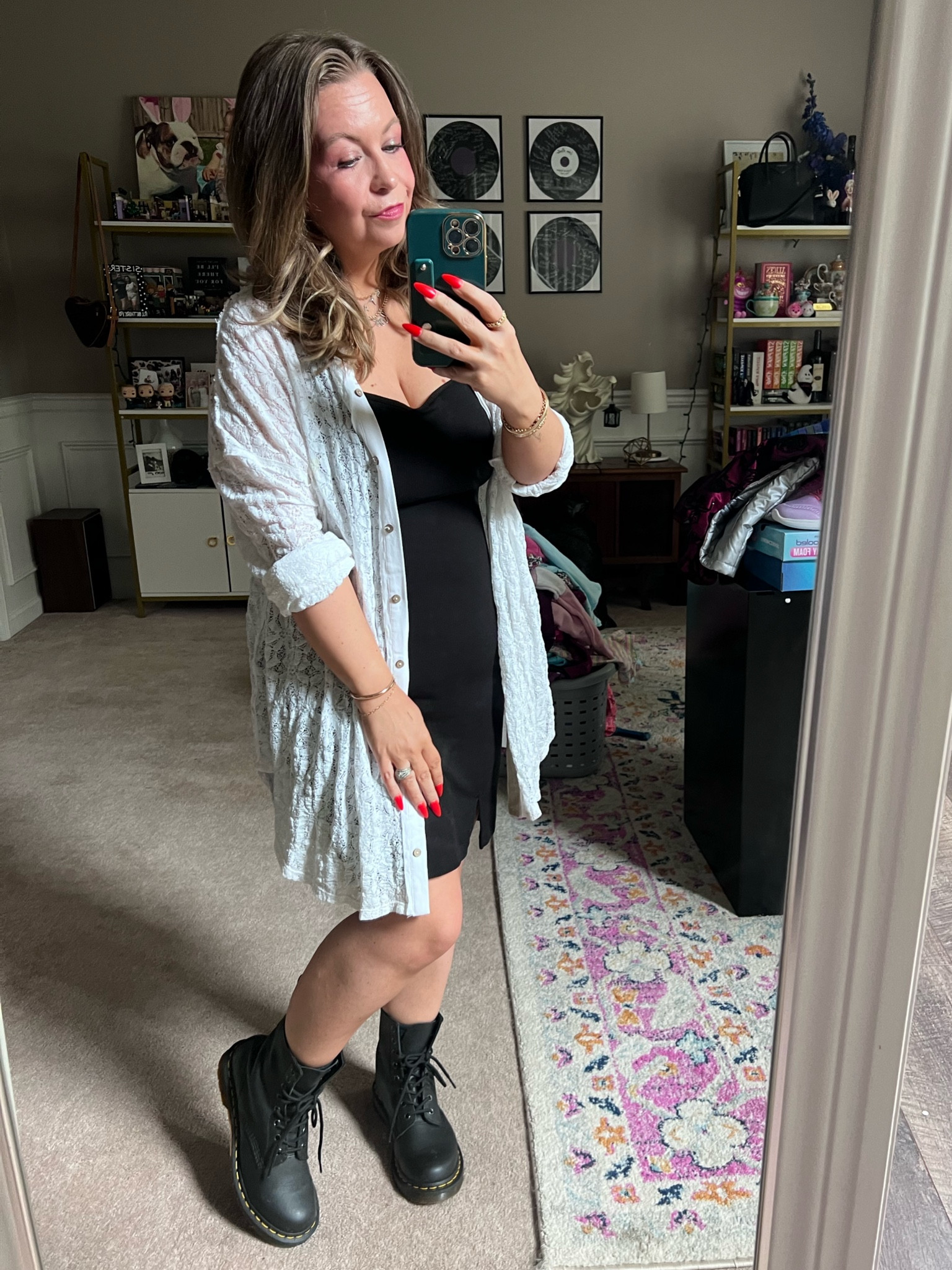 Another look at this dress! I love that it has built in shapewear! 

#LTKfindsunder50 #LTKGiftGuide #LTKstyletip