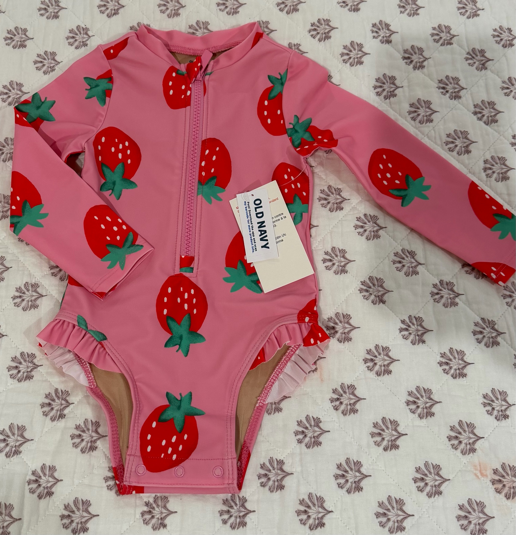 Baby/toddler suit