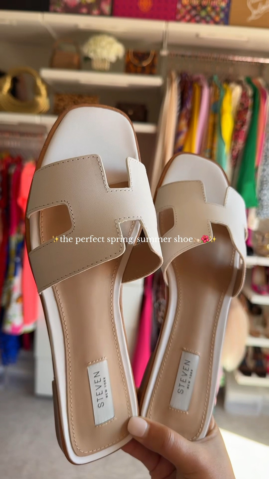 Steve Madden never misses #stevemadden #springsandals #summershoes #springfashiontrends #lachiccouture 

#LTKFestival #LTKgrwm #LTKootd