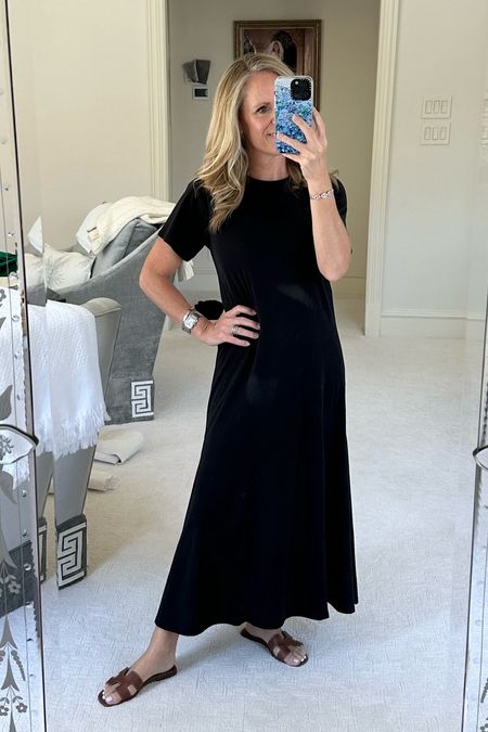 The perfect travel dress
Love this black short sleeve crewneck, midi  T-shirt, dress with flare detail 
I will sleep in this on the plane and wear it during the day as well! 
Travel style 
Travel Outfit

#LTKStyleTip #LTKTravel #LTKOver40