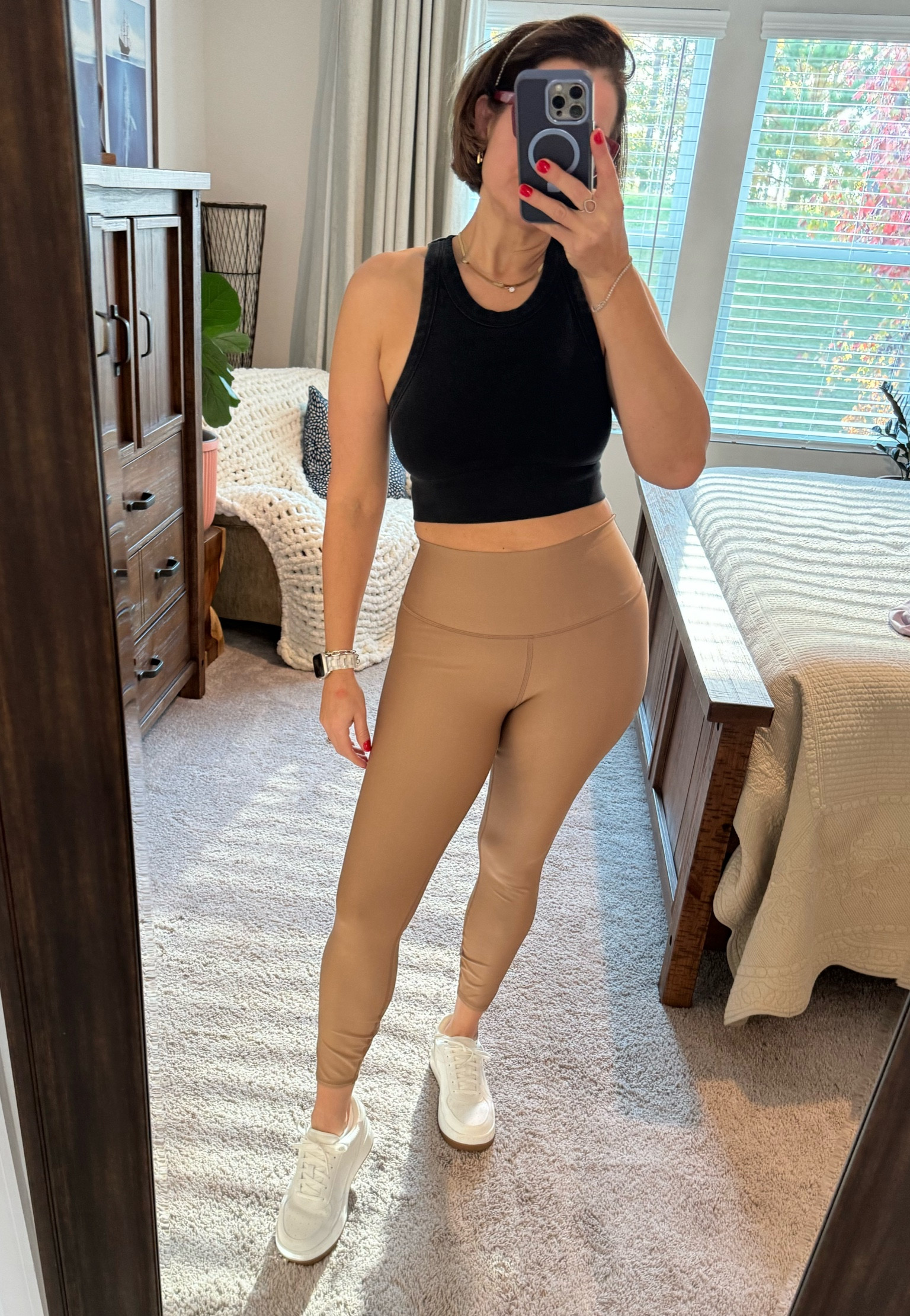 Gym outfit motivation by #aloyoga