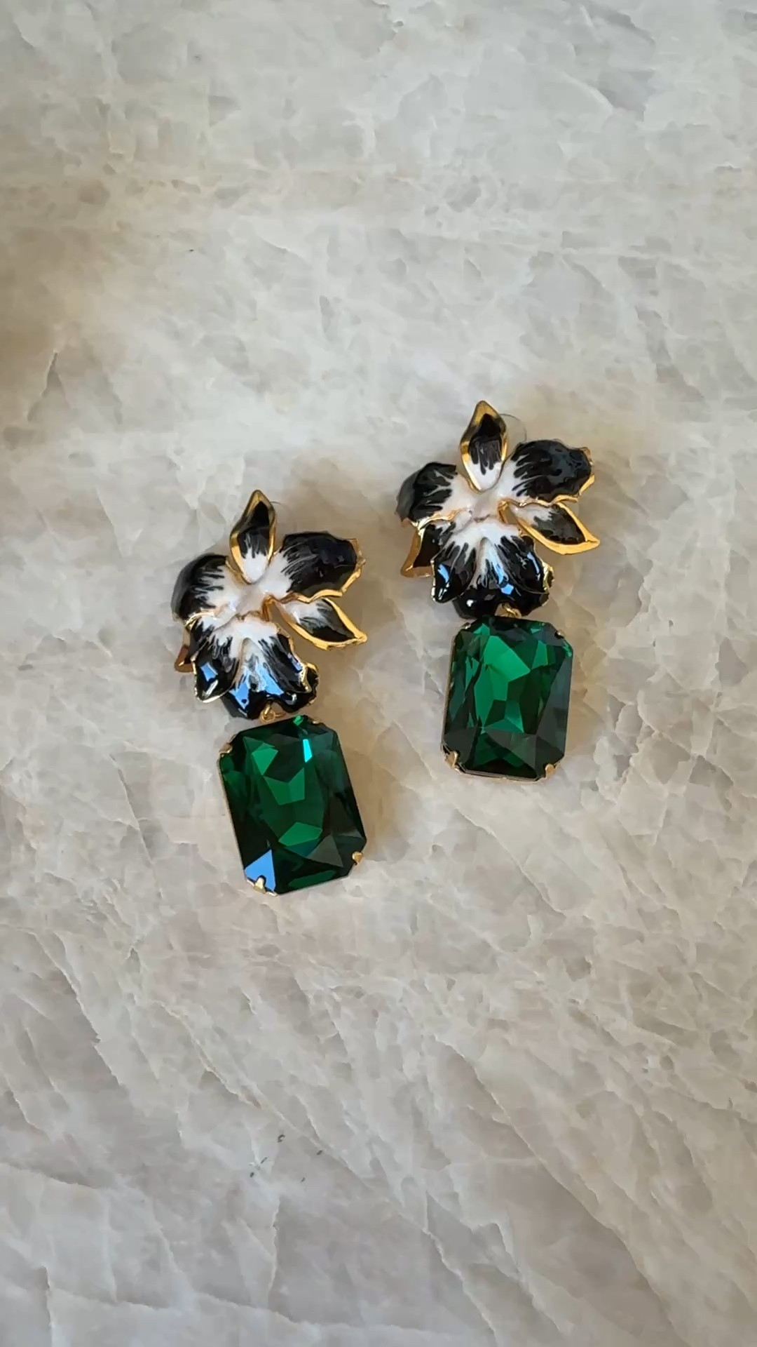 How stunning are these earrings? Even more beautiful in person! 




Earrings, date night, jewlery, parties 

#LTKStyleTip #LTKOver40 #LTKParties