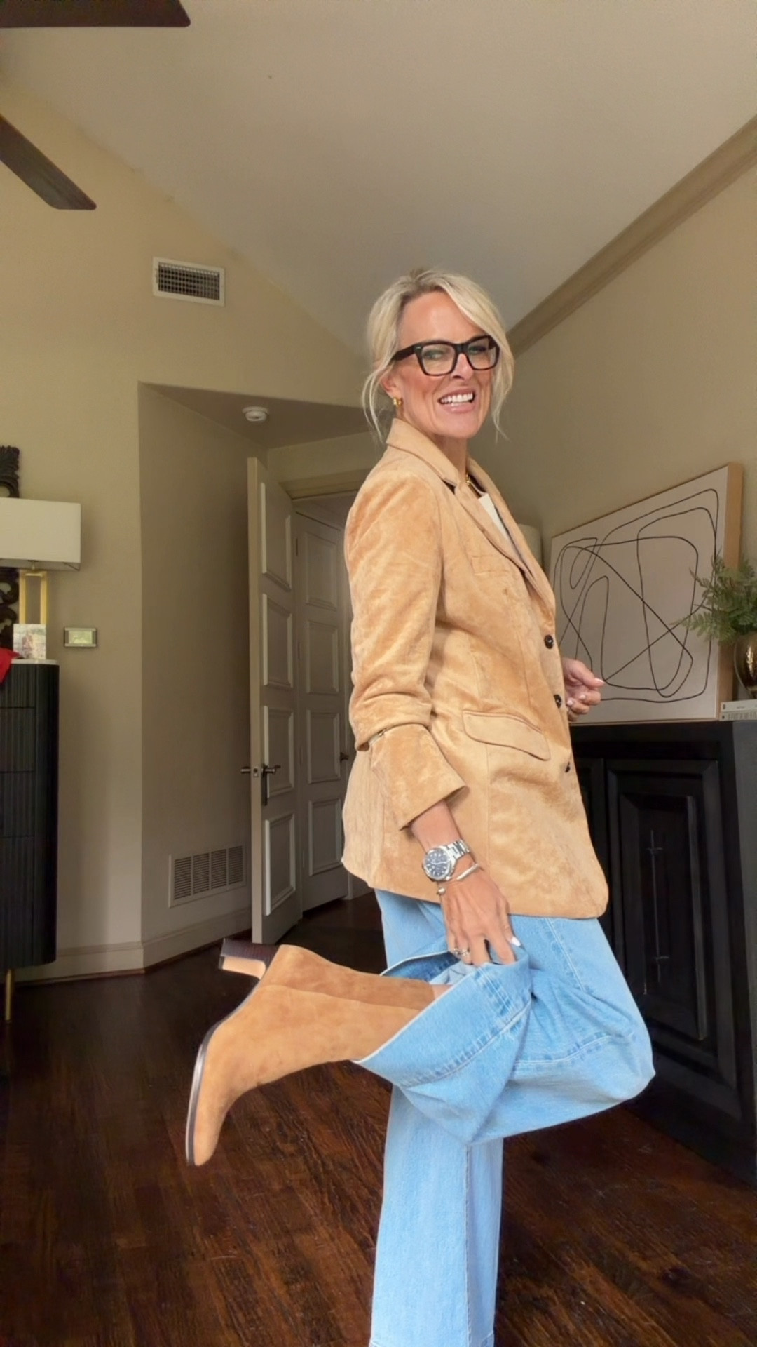 These boots are fantastic! A bit pricey. But currently if you are a J.Crew passport member, it’s free to be one, you can get 30% off. It’s only for a few days.

I love the color of the boot, the quality of the boot and the heel is not too high still very, very comfortable. I’ll be wearing these all season long.


Jcrew. Anthropologie. Quince. Madewell 



All fit tts except I size up 2 sizes in the quince sweater 

#LTKStyleTip #LTKWorkwear #LTKOver40