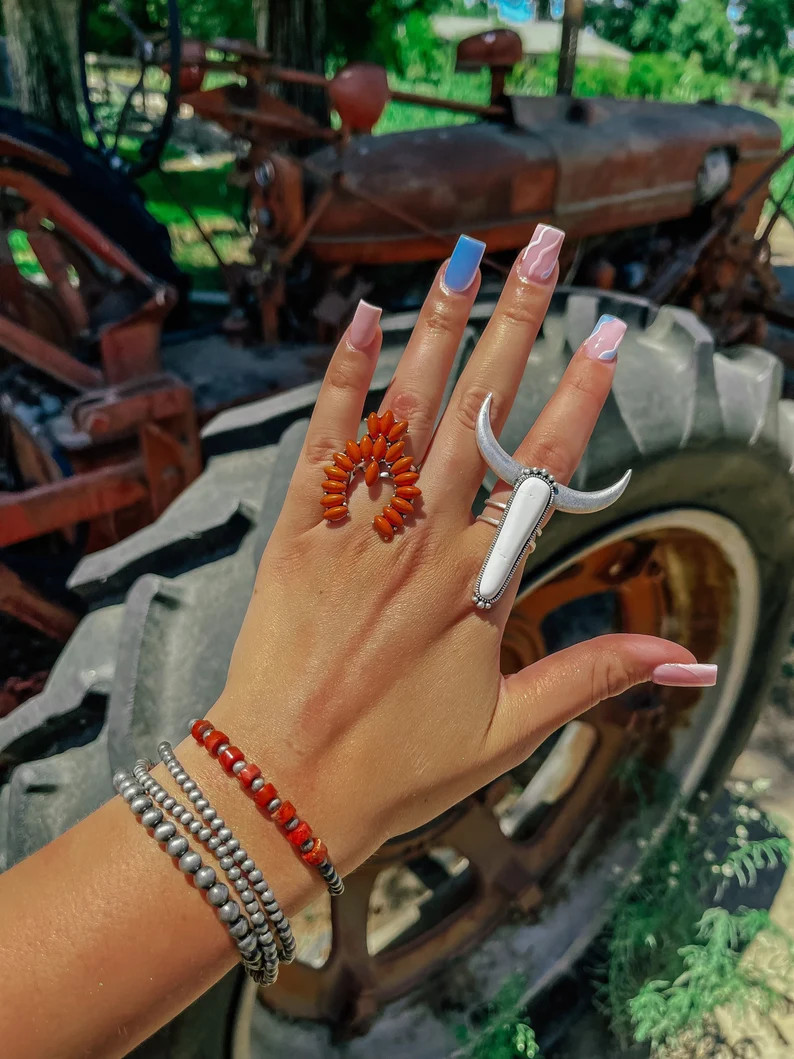 Western Womens Squash Faux Spiny Oyster White Turquoise | Etsy (US)