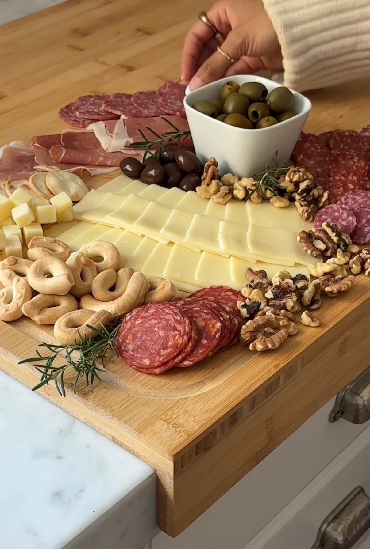 Scroll to shop! Follow for more finds! Xo! 🥰

#LTKgrwm #LTKHome #LTKdayinmylife