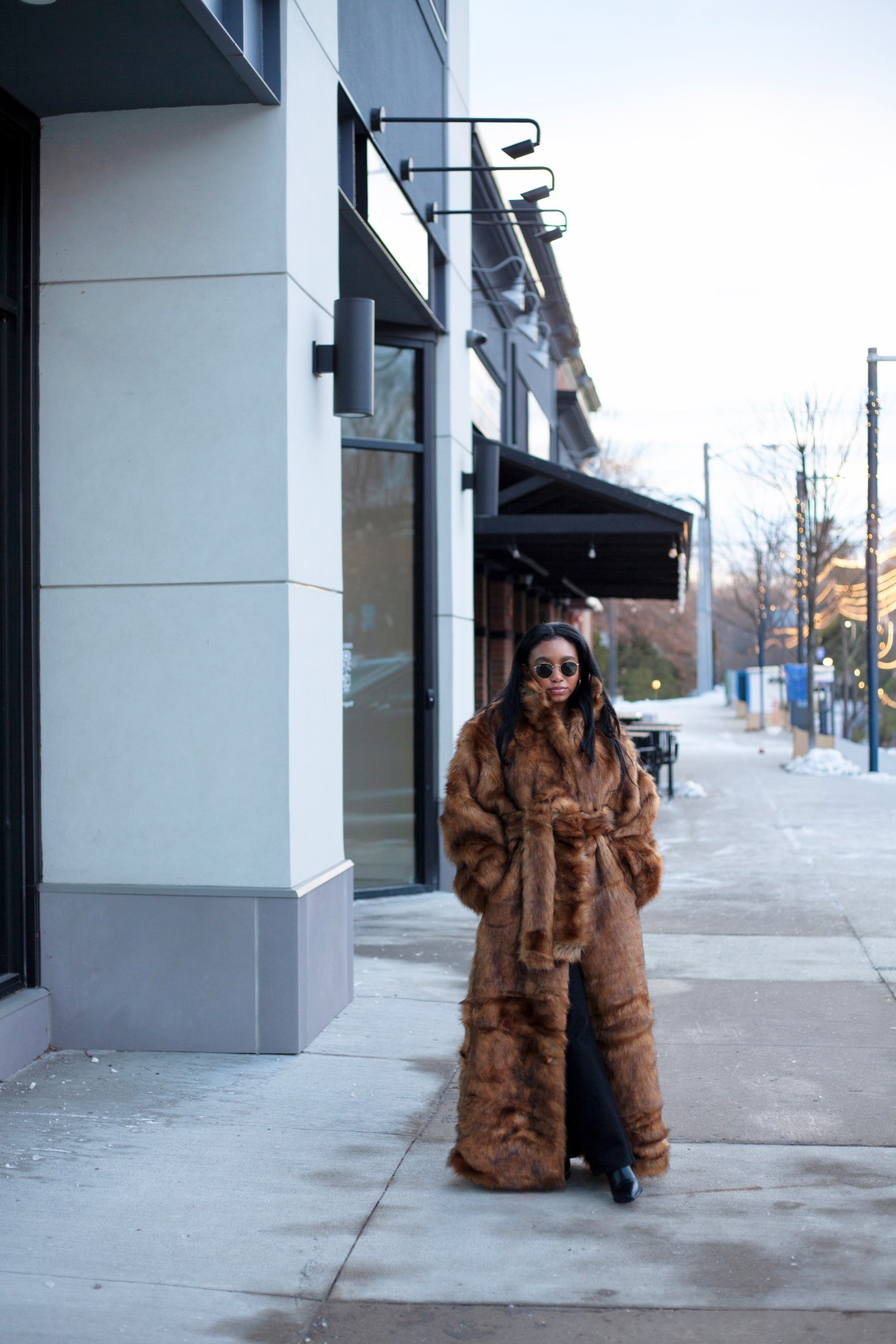 -coat is from Khy
-size 26 in jeans (one size up)
-boots run tts

#LTKootd #LTKFindsUnder100 #LTKSeasonal