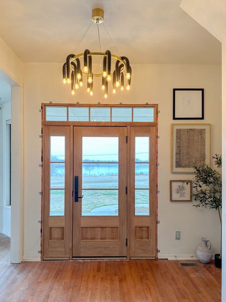 Entryway never looked better! 

#LTKhome