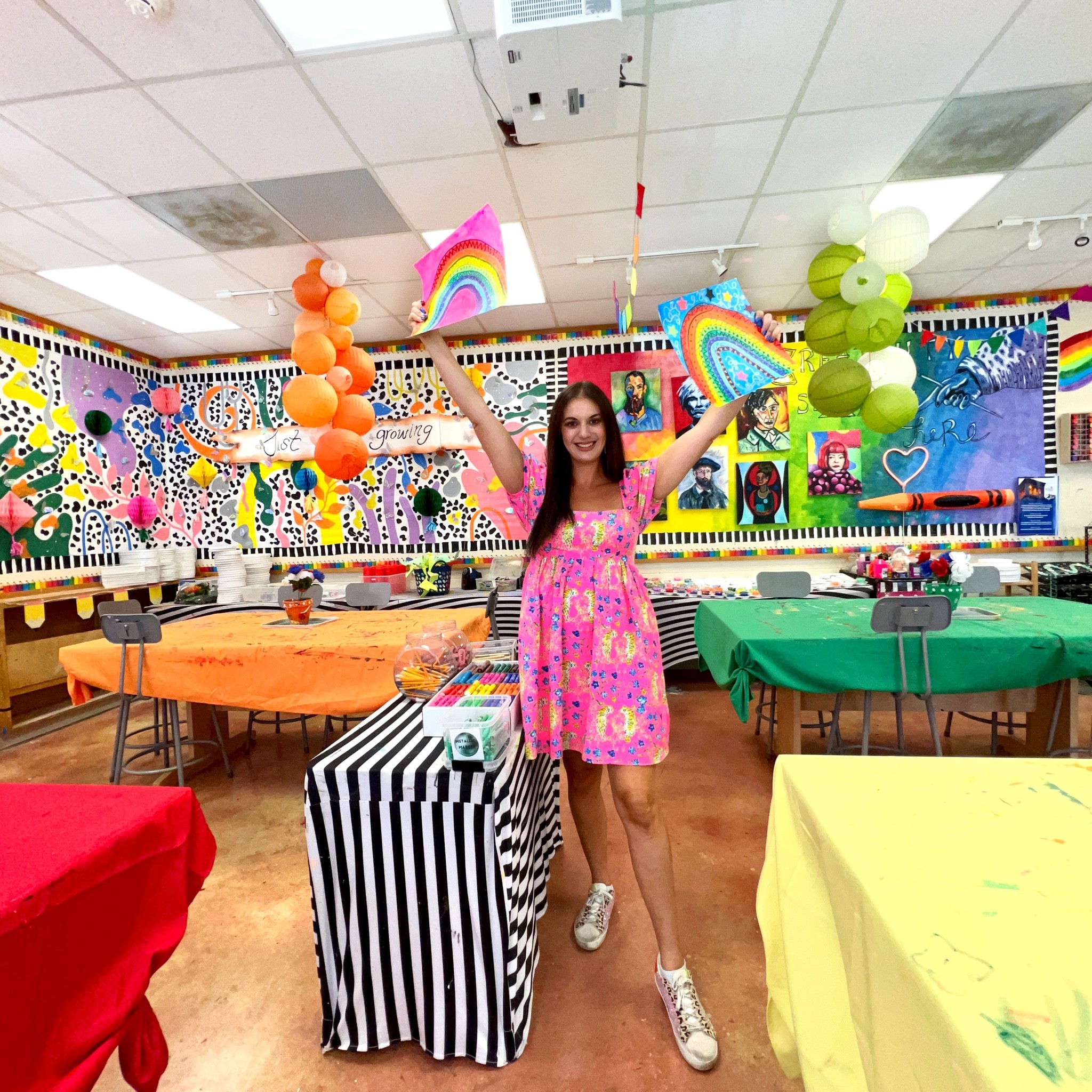 This is me excited that Kindergarten finished their first art project of the year!

Side note…this is the world’s most comfortable dress.  (P.S. It has POCKETS!)

#LTKstyletip #LTKworkwear