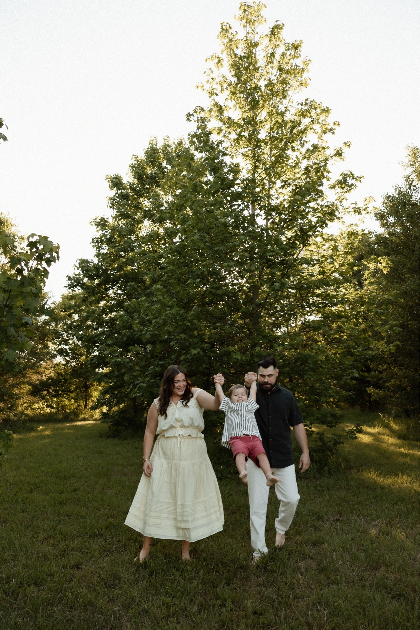 Spring family pictures of my dreams✨✨✨

#LTKmomlife #LTKMens #LTKKids