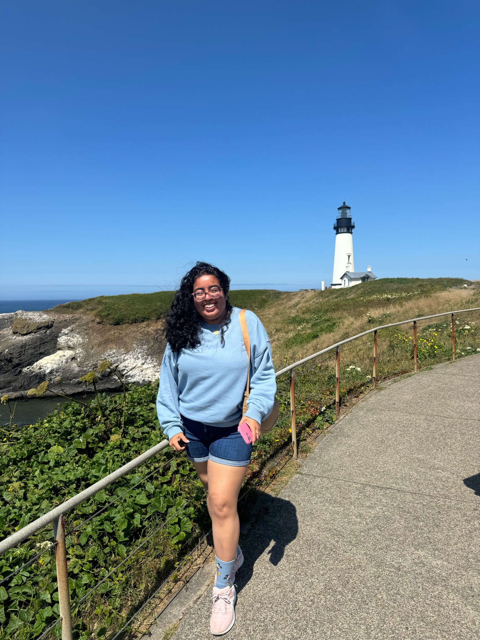 Putting my cozy sweaters in the front of my closet and this one is a fave! It’s a relaxed fit and comes in tons of colors I’m wearing a large  

#LTKStyleTip #LTKMidsize #LTKBeauty