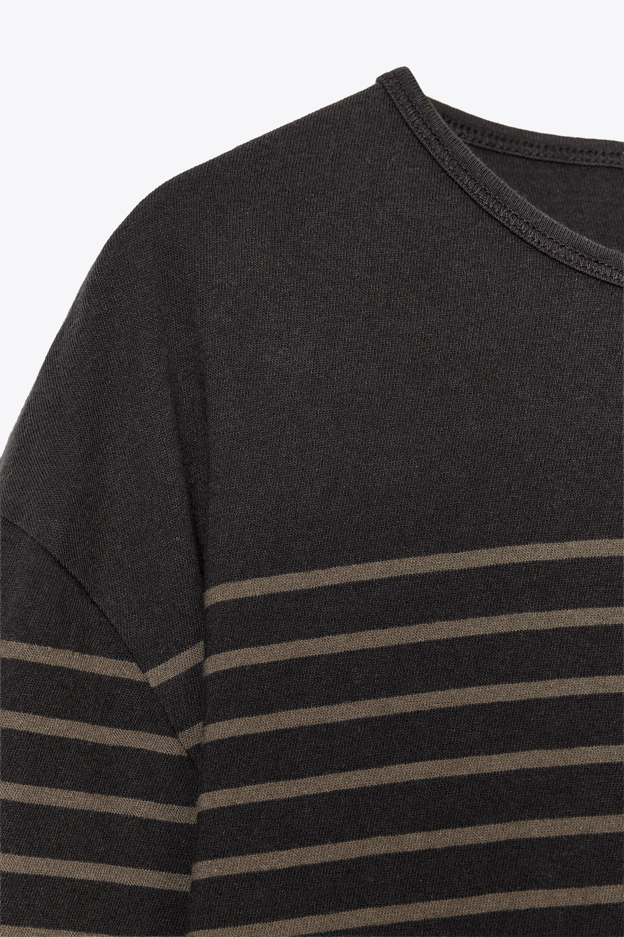 STRIPED LONG SLEEVE T-SHIRT | Zara US