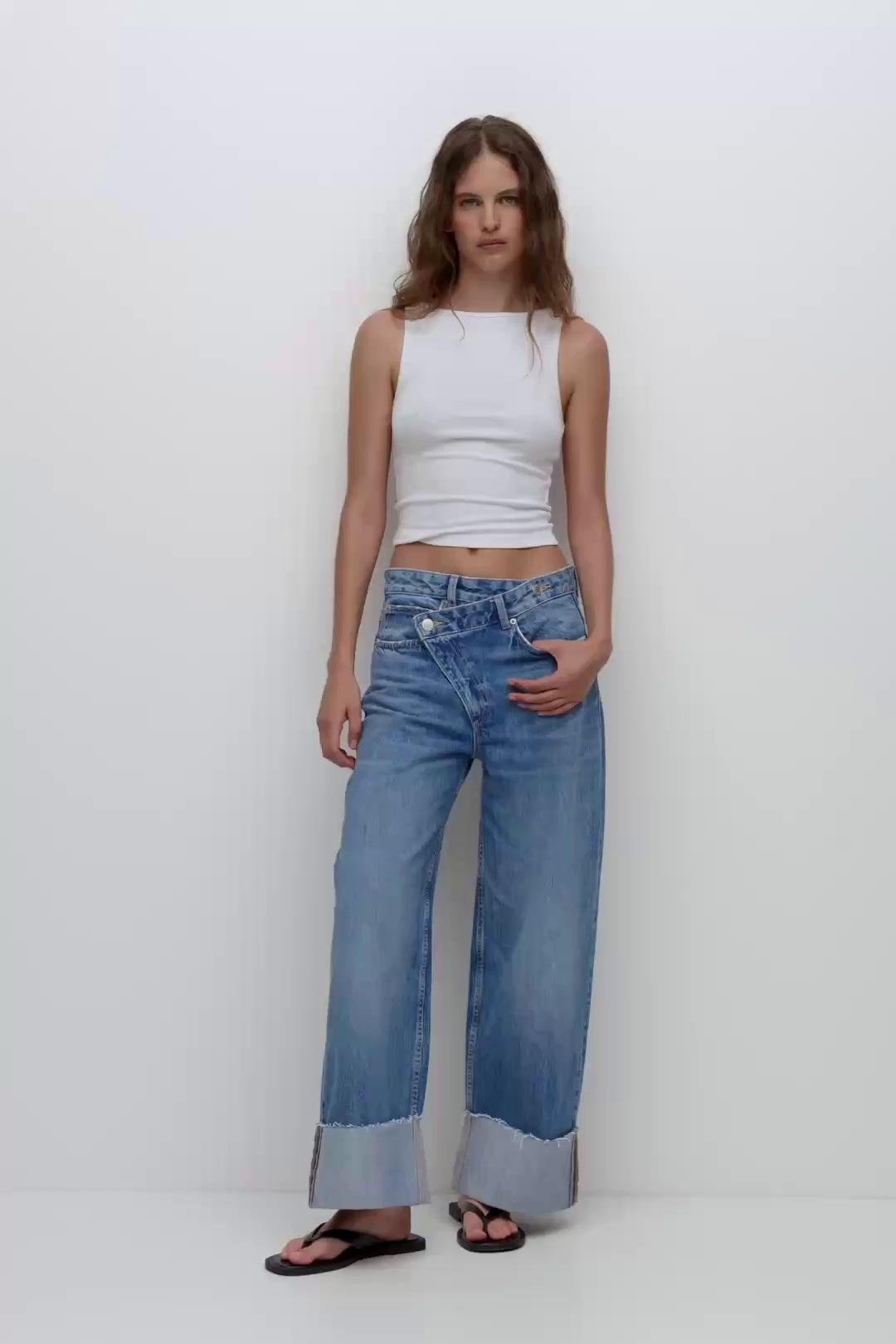 Baggy jeans with crossover waistband | Pull&Bear United Kingdom | PULL and BEAR UK