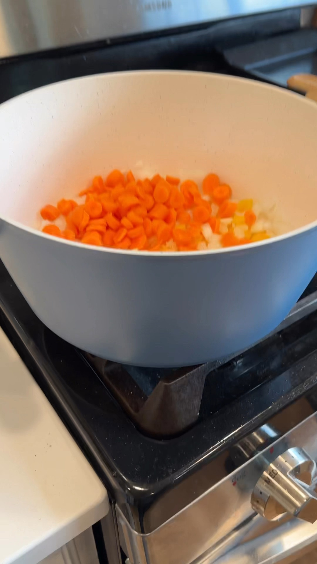 Loving this non toxic cookware set. Easy to clean, amazing price point/value, and such a beautiful color.

#LTKHome