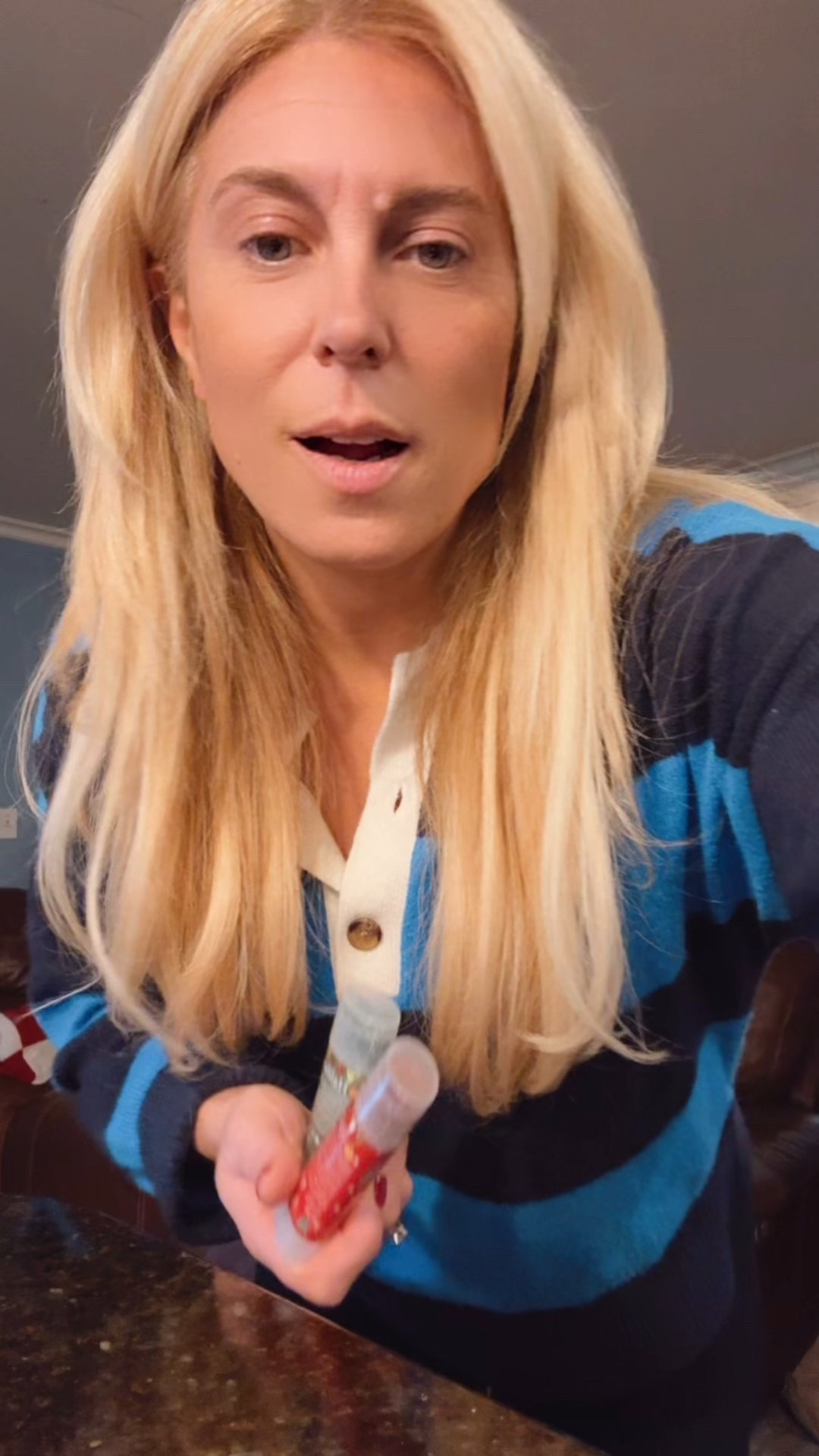 Hair glitter sticks for the holiday season

#LTKBeauty #LTKHoliday