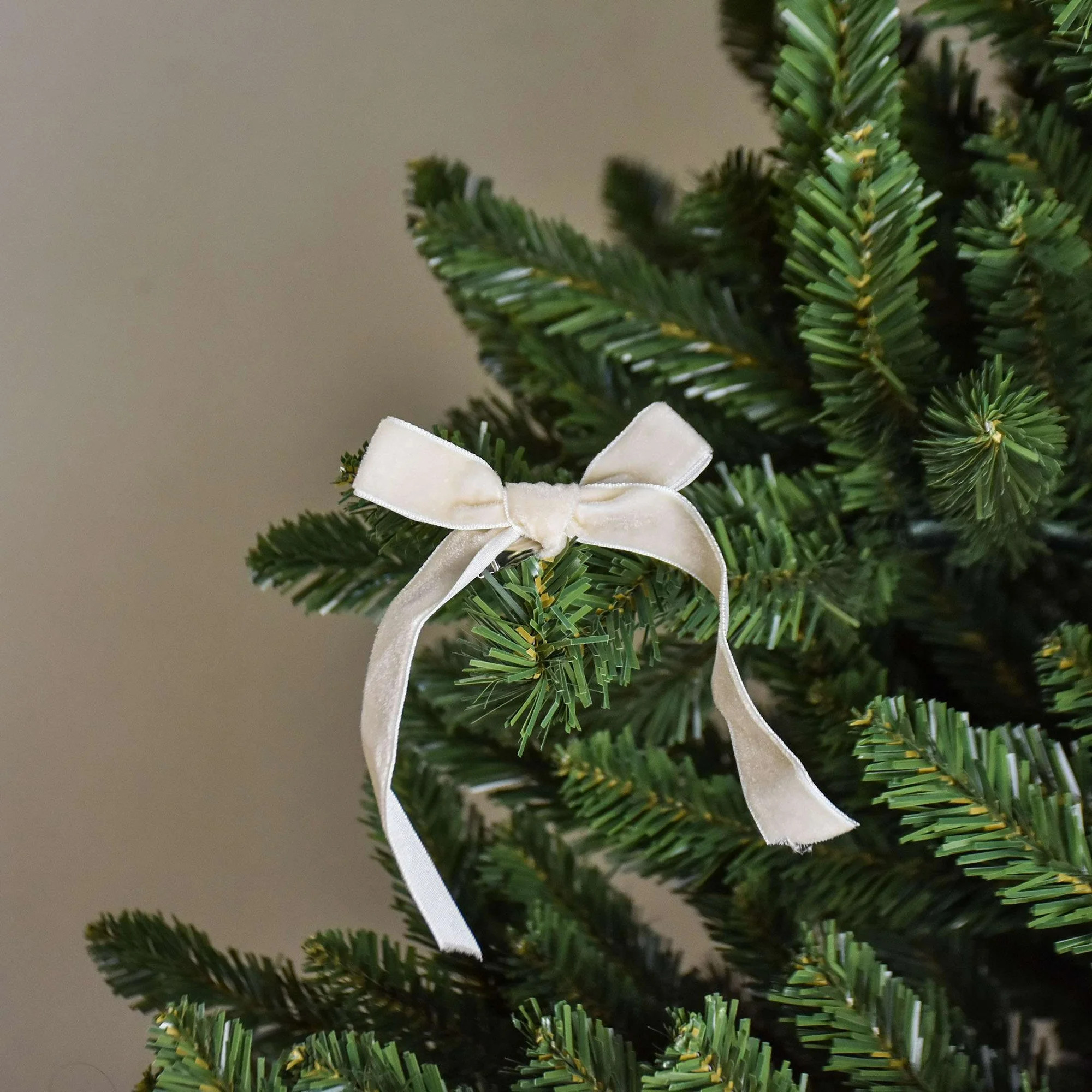 FRAÎCHE Christmas 6 Count Velvet Bow Set, Beige | Walmart (CA)