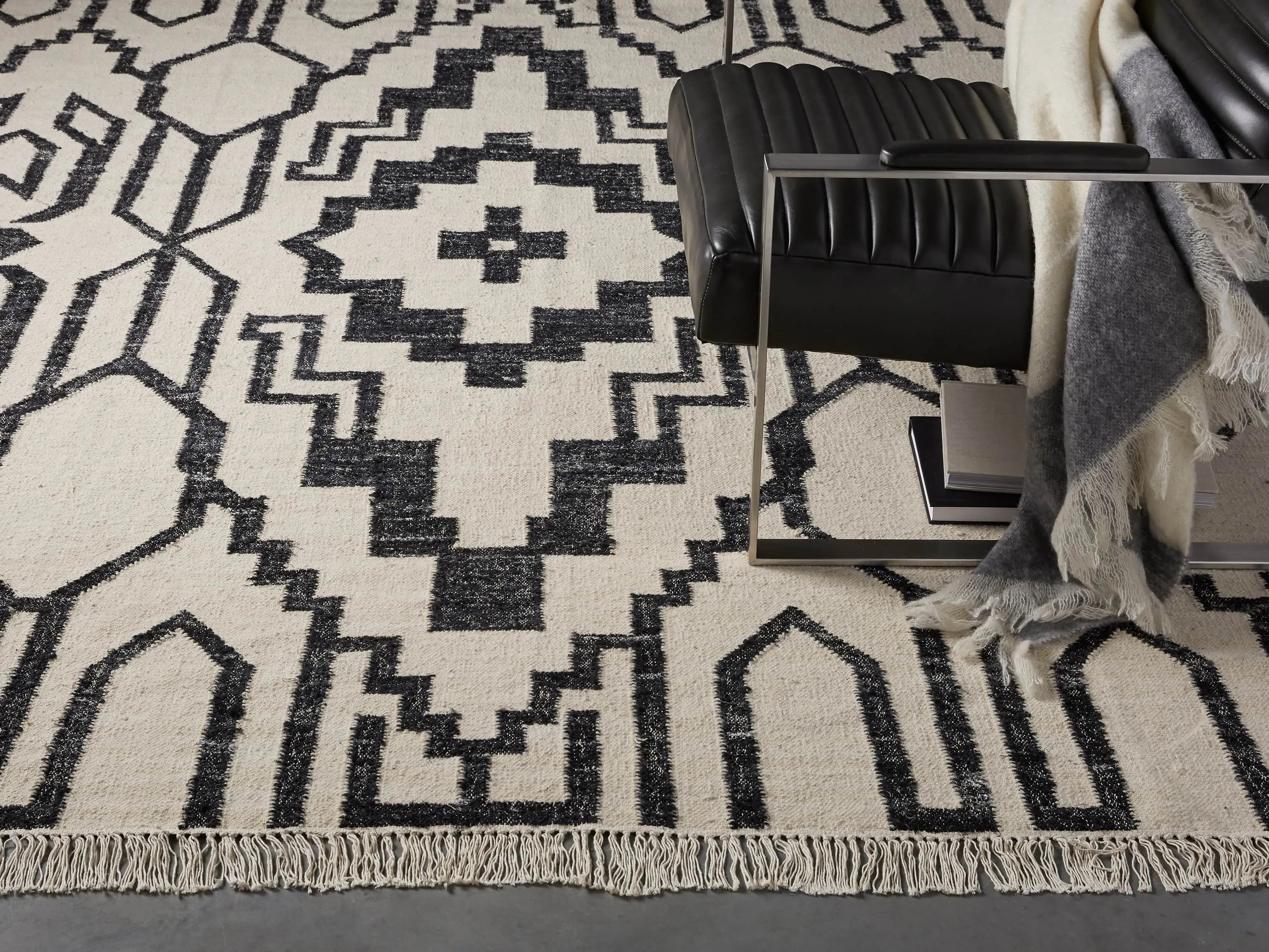 Chavez 8' x 10'' Handwoven Kilim Rug | Arhaus