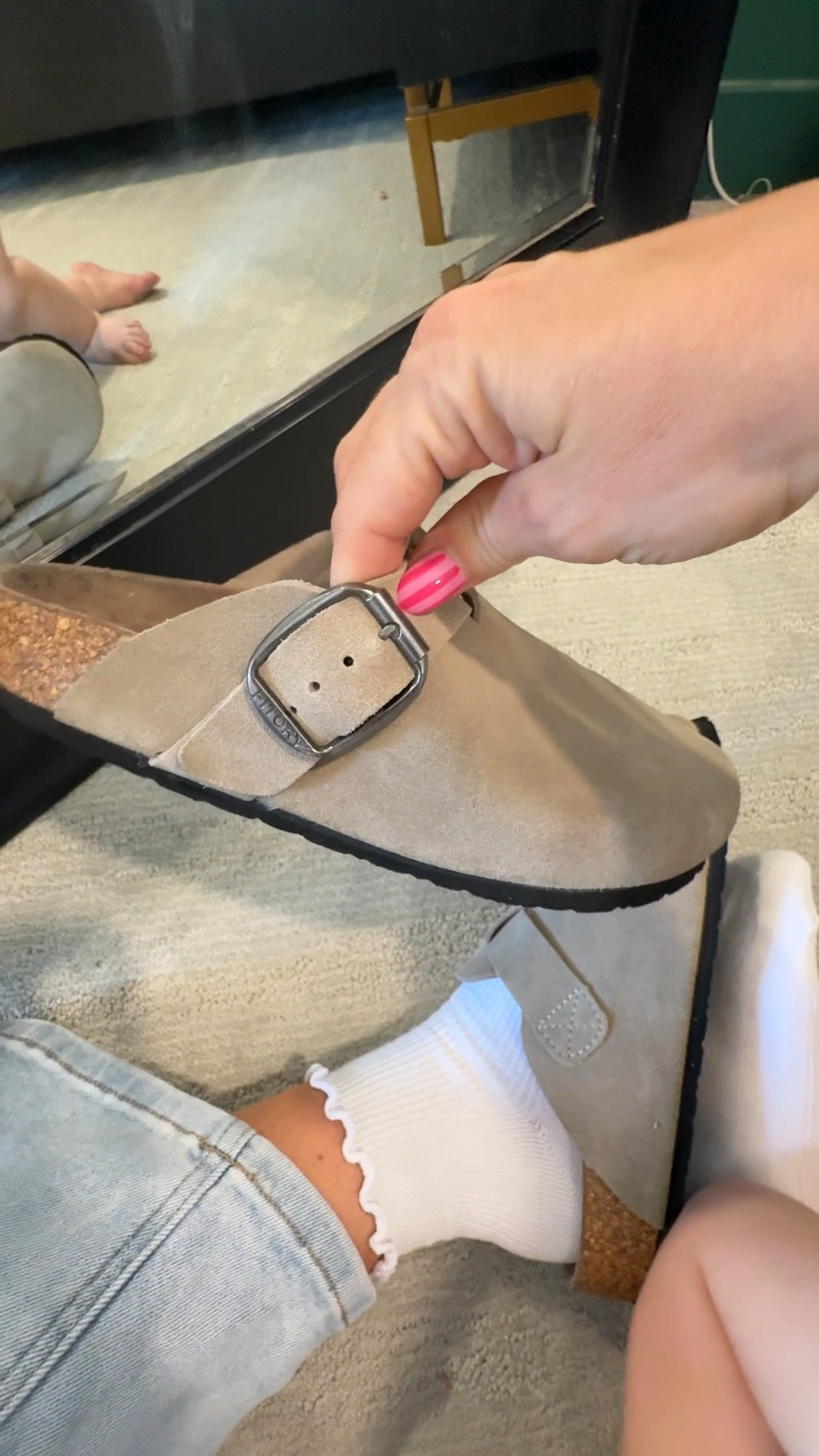 I found these Birkenstock lookalikes last year and they’ve been my go-to ever since! 😍 Gorgeous colors, amazing quality, and under $27! 🙌

#LTKShoeCrush #LTKautumn #LTKSaleAlert