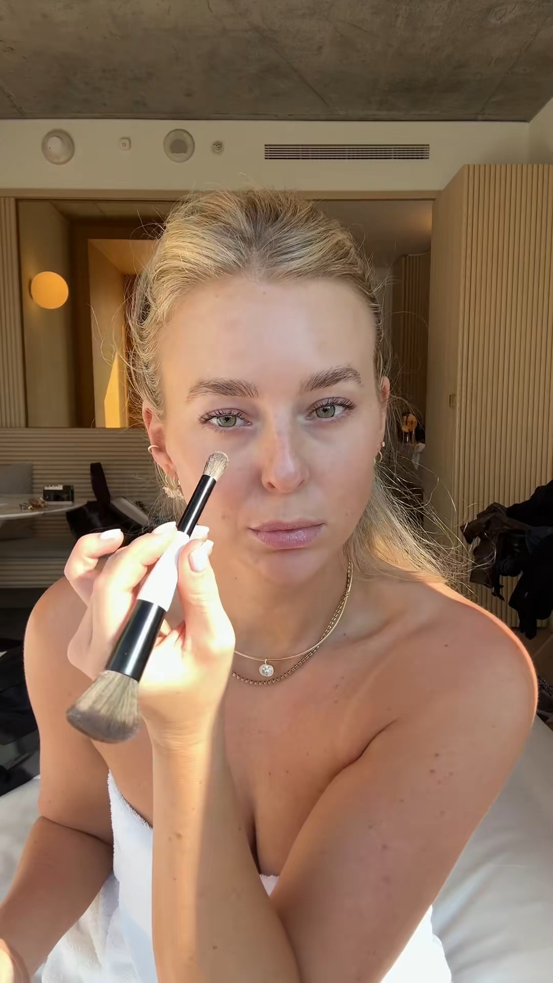 the best base using this makeup by mario f1 brush + new foundation 🤌🏼🤌🏼🤌🏼

wearing the shade 4.5N

#LTKBeauty #LTKFindsUnder100 #LTKNYFW