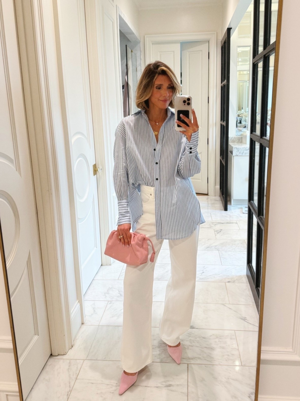 The perfect way to style white denim for spring. A great casual Easter look.

#LTKootd #LTKSeasonal