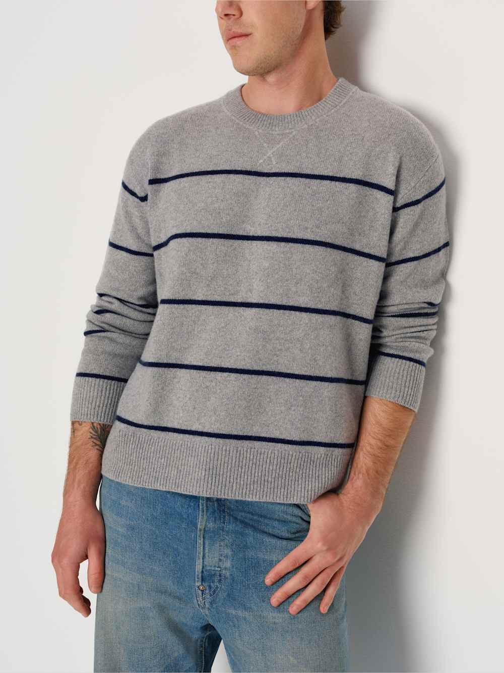 Mateo Unisex Cashmere Crew | Reformation (Global)