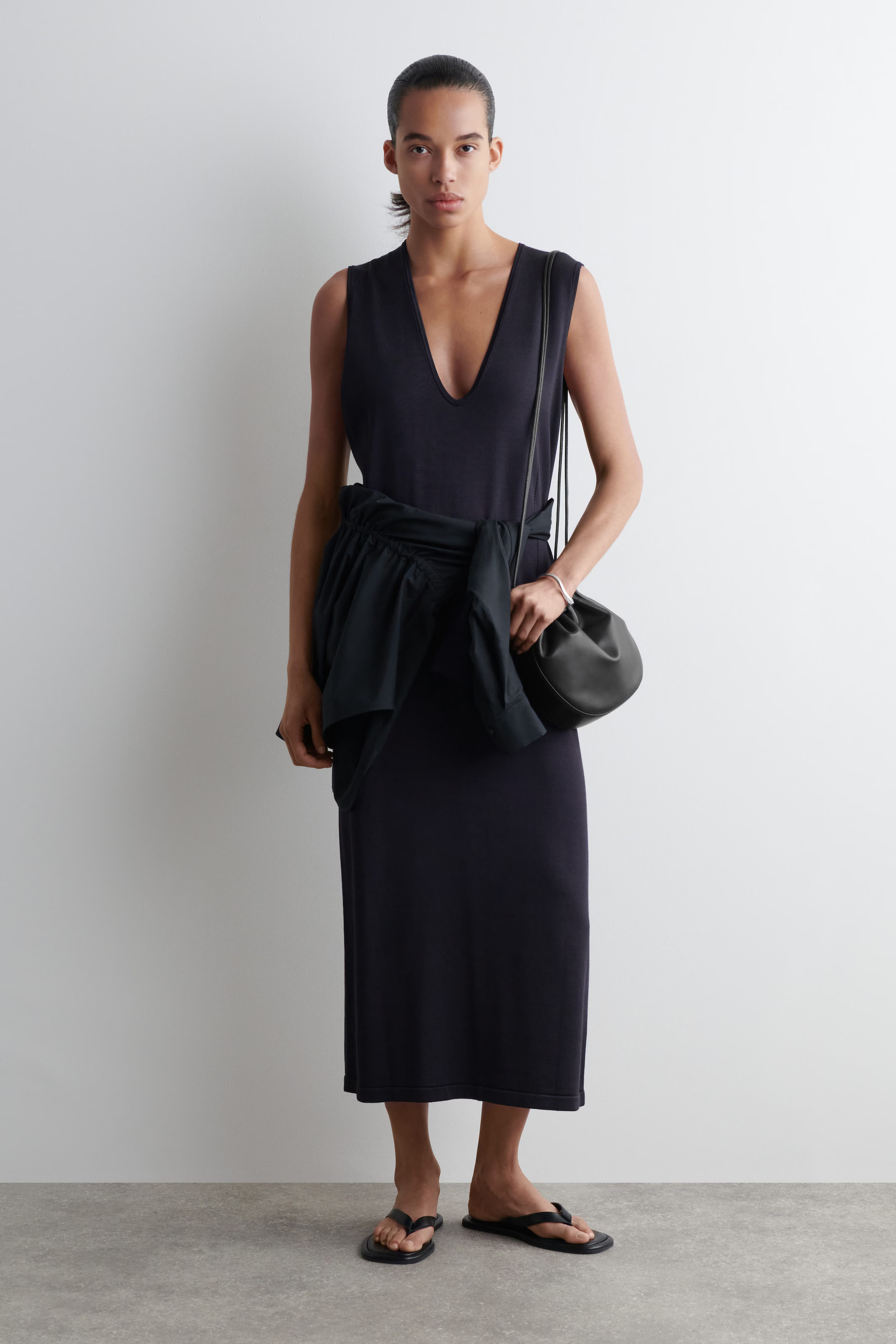 GATHERED POUCH BAG - LEATHER - BLACK | COS GB | COS UK