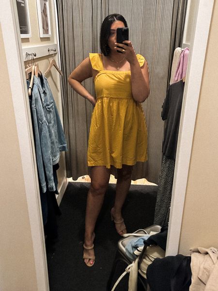 Use code warm up for 30% off!

This dress I got in April and I love it for summer. Lightweight and easy to toss on. I’m in the medium, TTS!