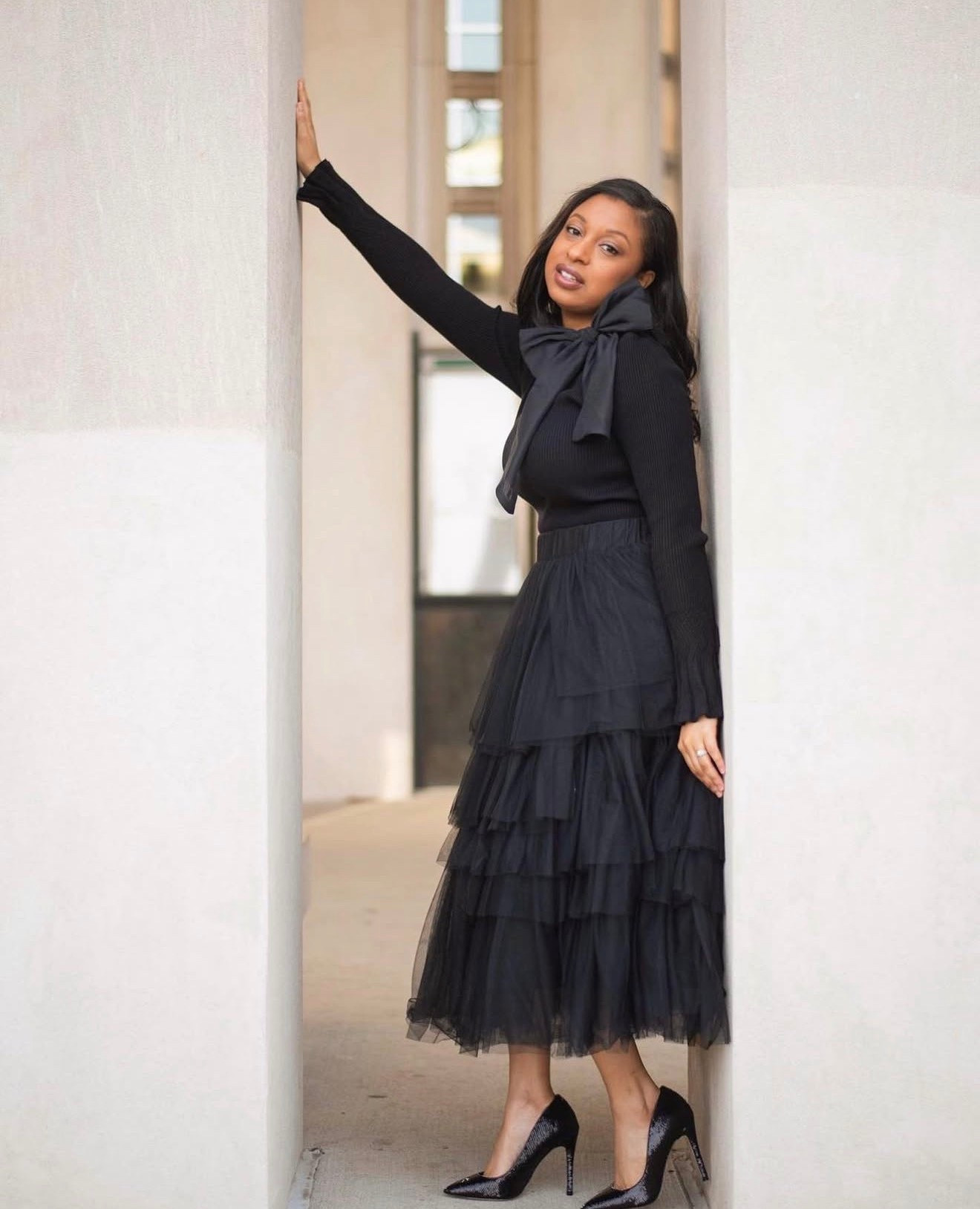 There’s always beauty in all black. This sweater and skirt and perfect for any and every occasion 

#LTKMidsize #LTKFindsUnder50 #LTKFindsUnder100