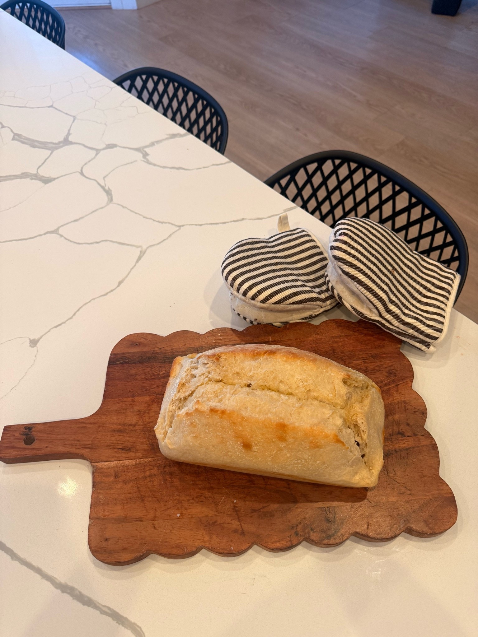 Homemade bread 👏🏼🫱🏽‍🫲🏾 sharing some kitchen essentials we have! 

Cutting board 
Oven mits

#LTKmomlife #LTKfoodie #LTKHome