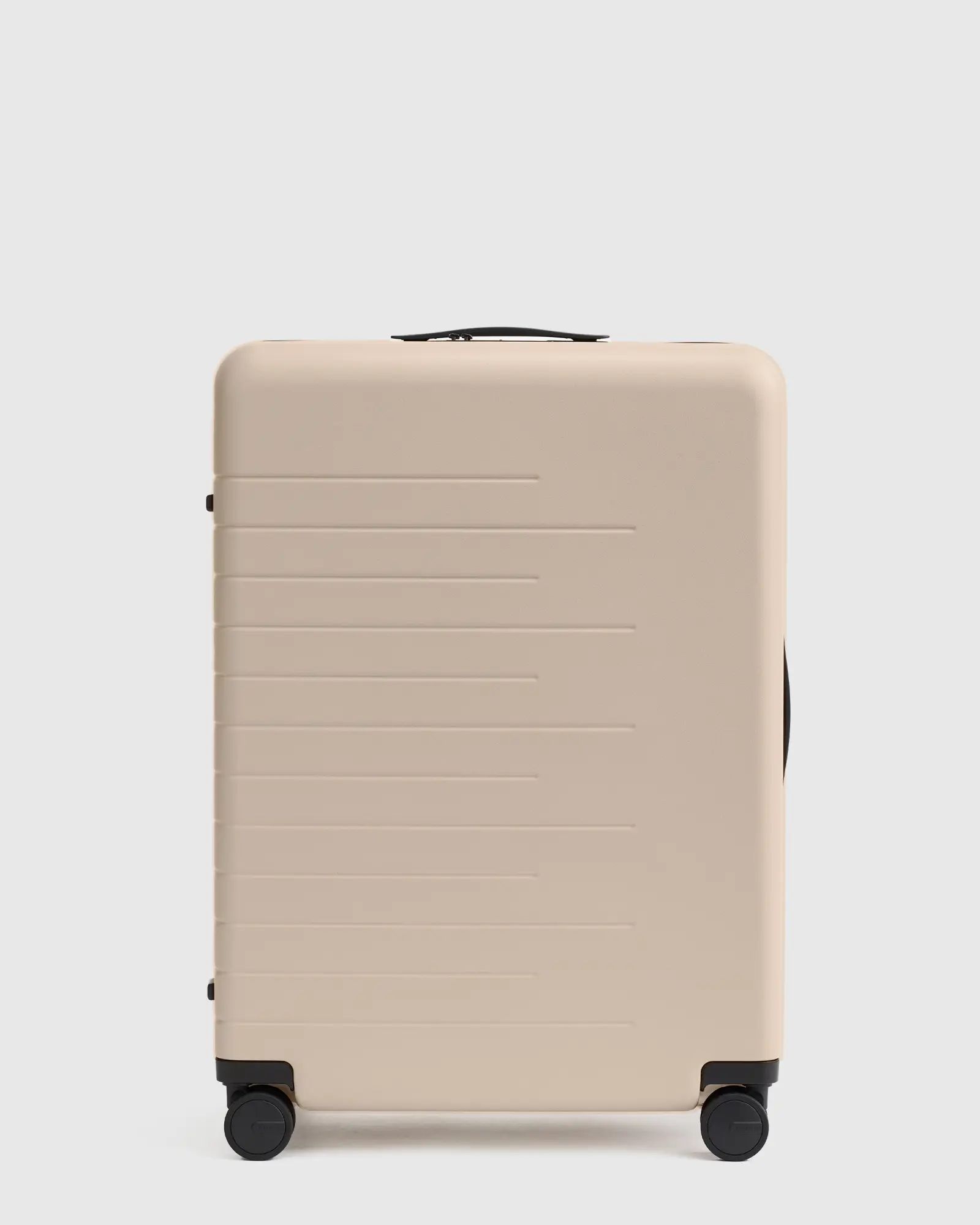 Check-In Hard Shell Suitcase - 24" | Quince