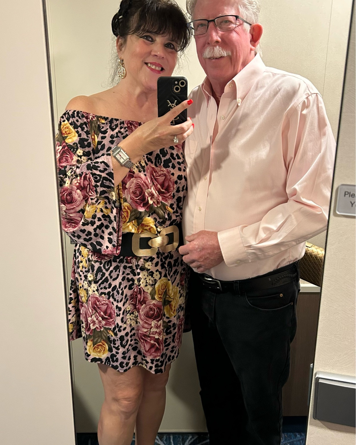 Date night done right!! 🥂💕
Floral and leopard with my favorite date — always be confident
#over50fashion #styleover50 #midlifestyle #datenightoutfit #agelessfashion

#LTKvlog #LTKTravel #LTKOver40
