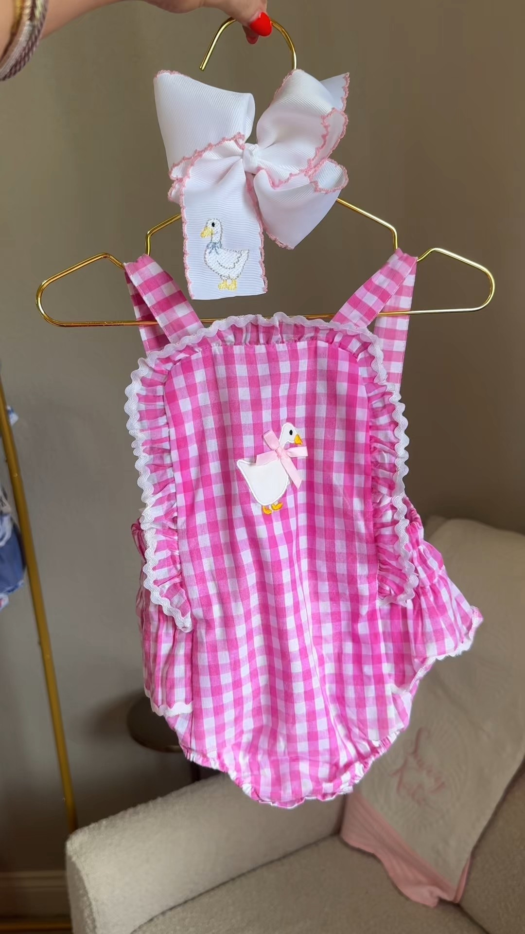 One silly goose 🪿🎀

#LTKKids #LTKParties #LTKBaby