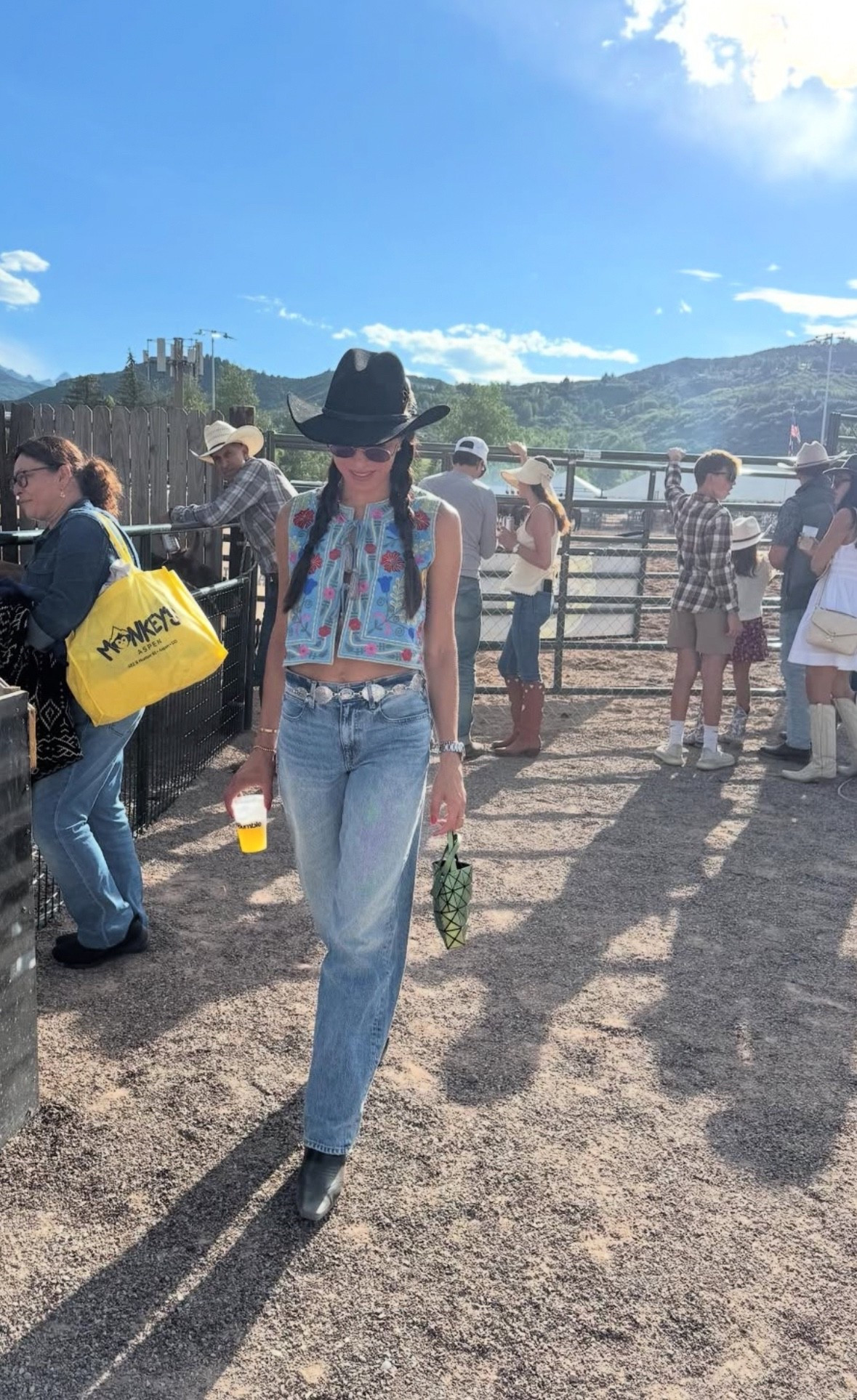 Shop my Aspen essentials + outfits, plus dupes, from my recent trip! 

#LTKActive #LTKStyleTip #LTKTravel