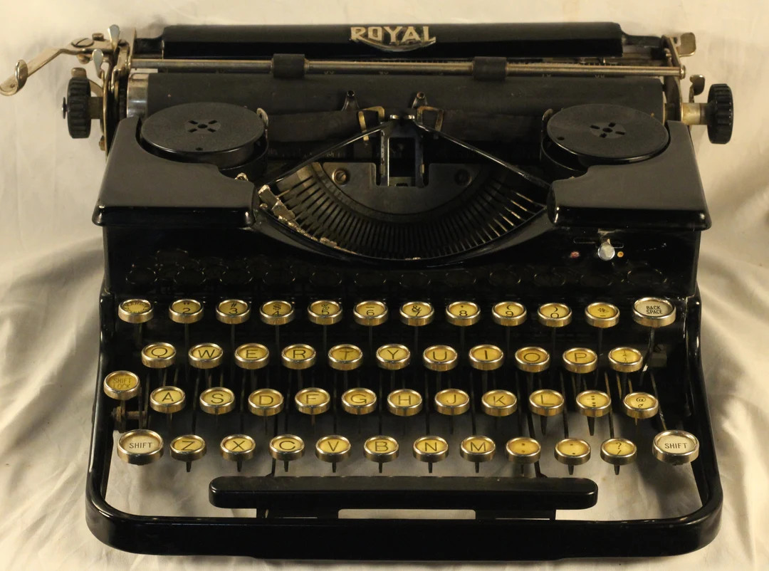 Royal O Portable Typewriter Vintage 1933 For Decor Display Prop Limited Writing | Etsy (US)