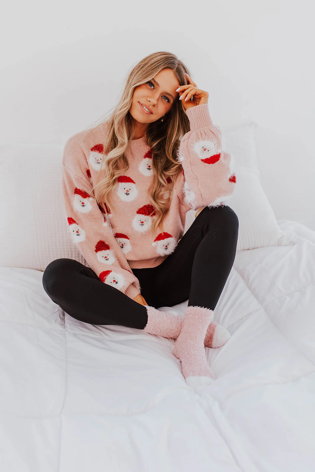 THE SANTA CLAUS SWEATER IN BLUSH | Pink Desert