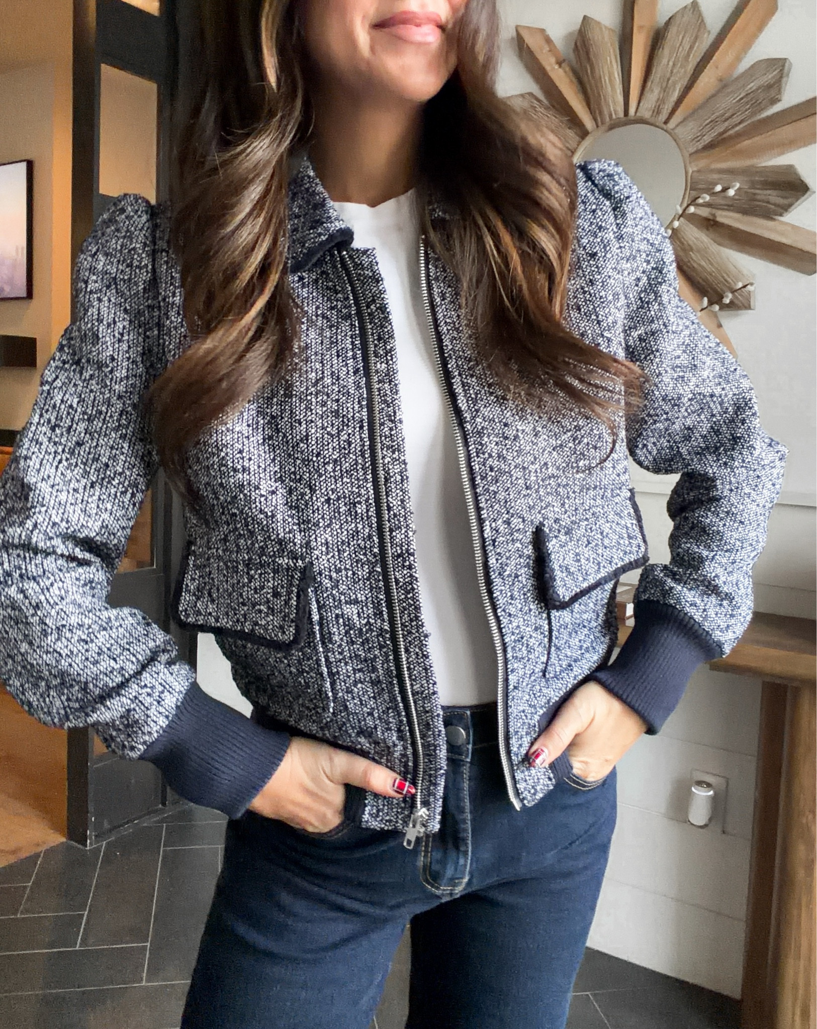 Business casual bomber jacket. Wearing size XS  

#LTKmomlife #LTKWorkwear