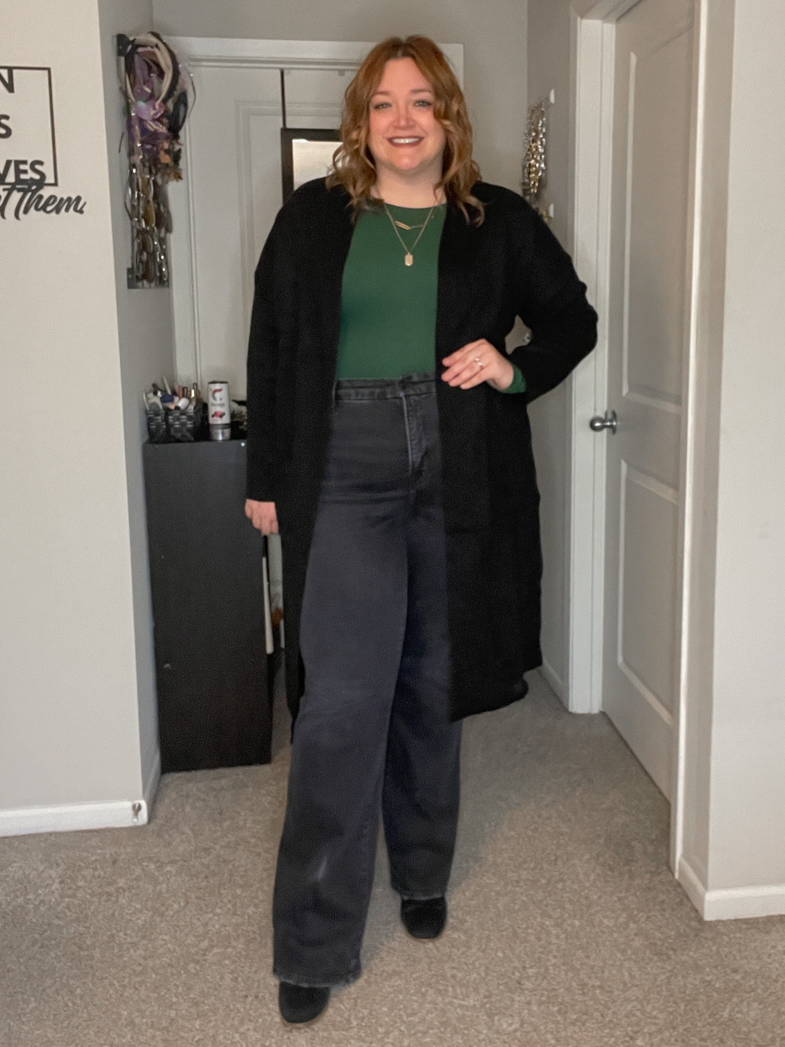 A casual and warm  look for the holiday season 

Tara10 at Miranda Frye

#LTKPlusSize #LTKSeasonal #LTKMidsize