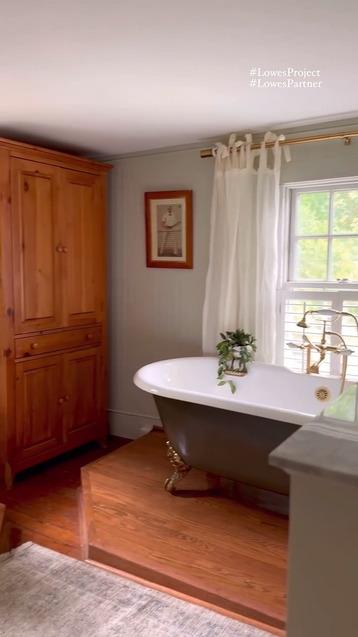 This project was SO SPECIAL♥️ #LowesPartner Thanks @loweshomeimprovement for sponsoring! I remember watching my parent’s restore this historic home throughout my childhood. My Dad spent many late nights converting this quirky little room into a bathroom and many trips back and forth to Lowe’s for supplies. To get the opportunity to do this project with him AND Lowe’s is so surreal and I’ll never forget it 🥰

#LowesProject

#LTKHome #LTKStyleTip #LTKFamily