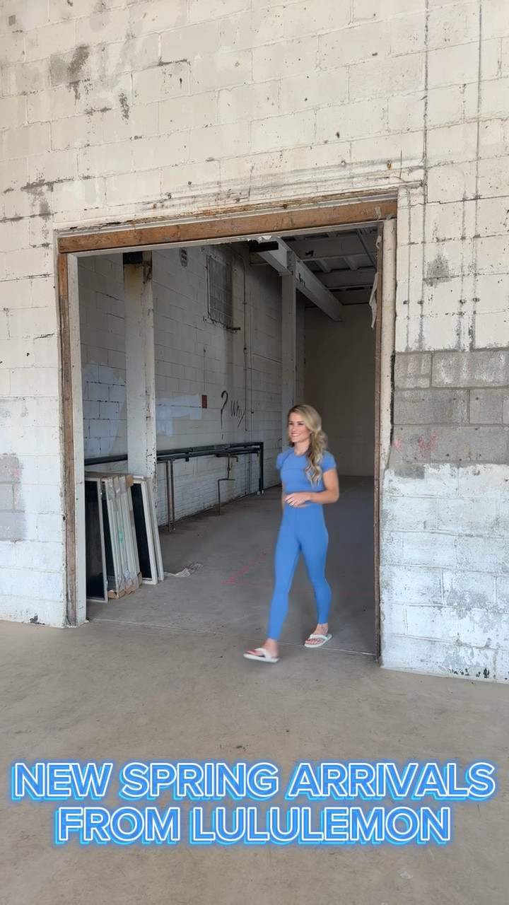 We are obsessed with these new arrivals from Lululemon! 🙌 These colors give us all the spring vibes in some of our fave pieces! 

#lululemon #lululemontryon #activewear #workoutclothes #gymoutfit #athleisure #leggings #active #fitness #momoutfit #momstyle #midwestmom #wisconsinmom #momlife #casualoutfit #outfitideas #outfitinspo #springoutfit #springfashion #fashion #explore #springstyle

#LTKSeasonal #LTKStyleTip #LTKActive