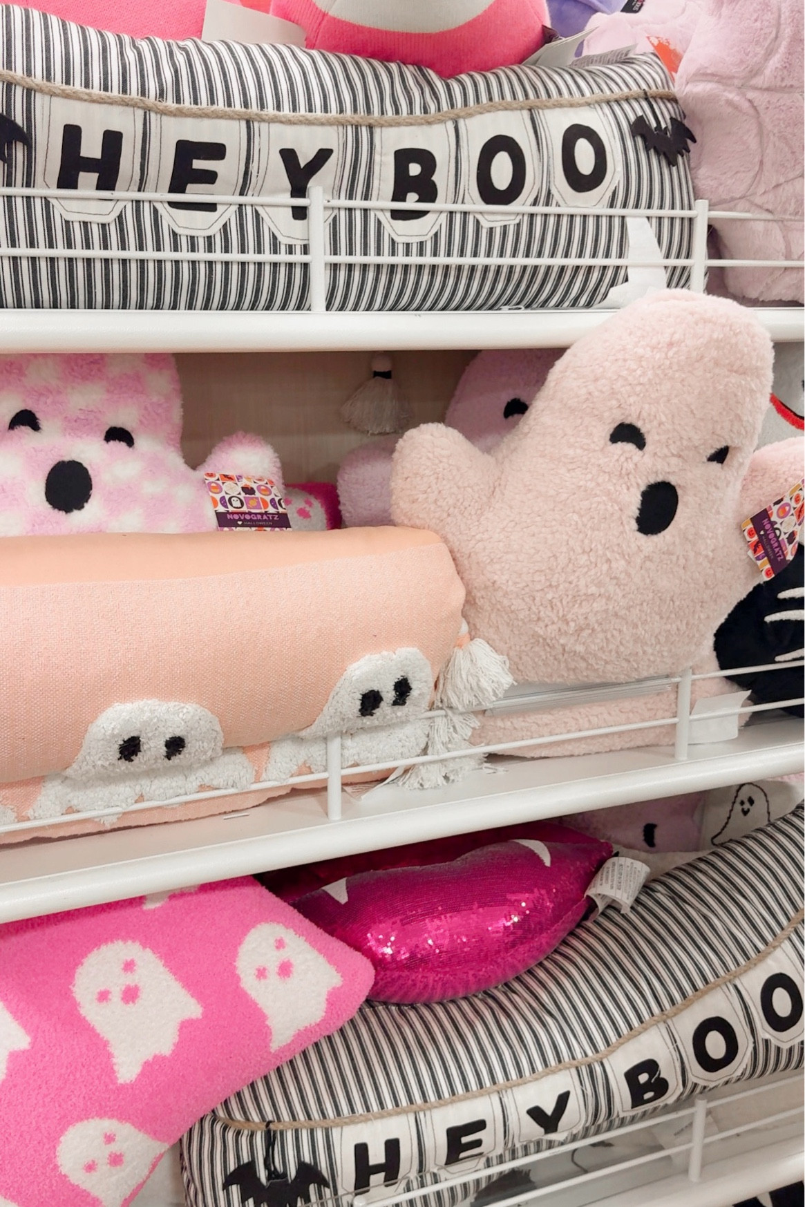 Linked cute and girly Halloween home decor from TJMaxx 

#LTKHome #LTKSeasonal #LTKFindsUnder100