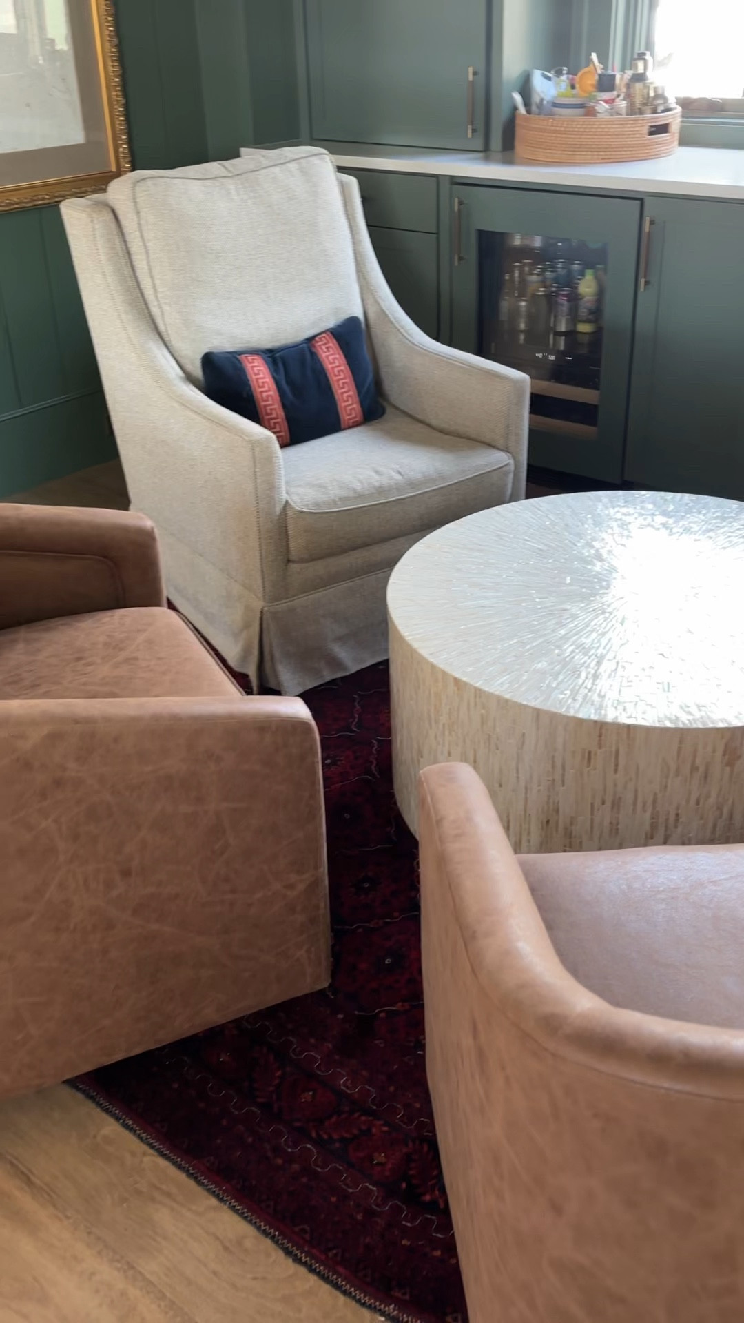 New Z Gallerie table for the lake! Use SR5 for 5% off your purchase 💙🛶 🦆 