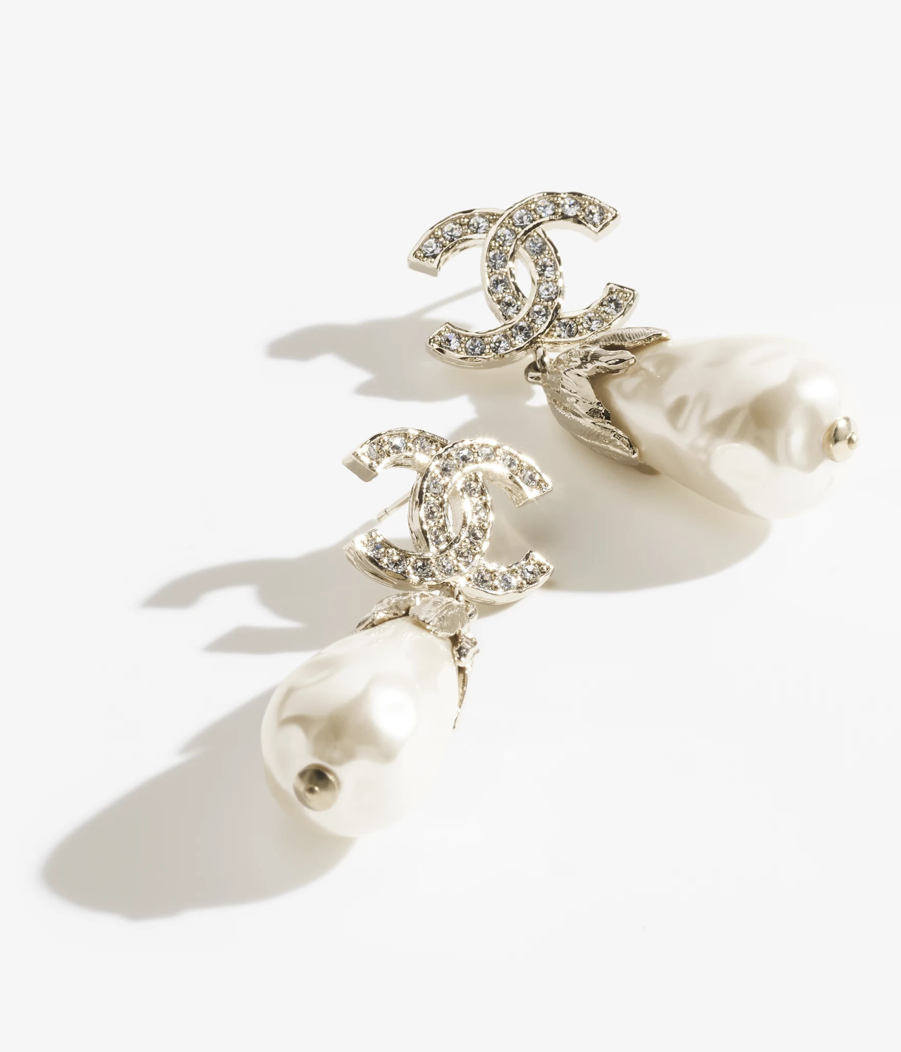 Pendant earrings - Metal, imitation pearls & strass, gold, pearly white & crystal — Fashion | C... | Chanel, Inc. (US)