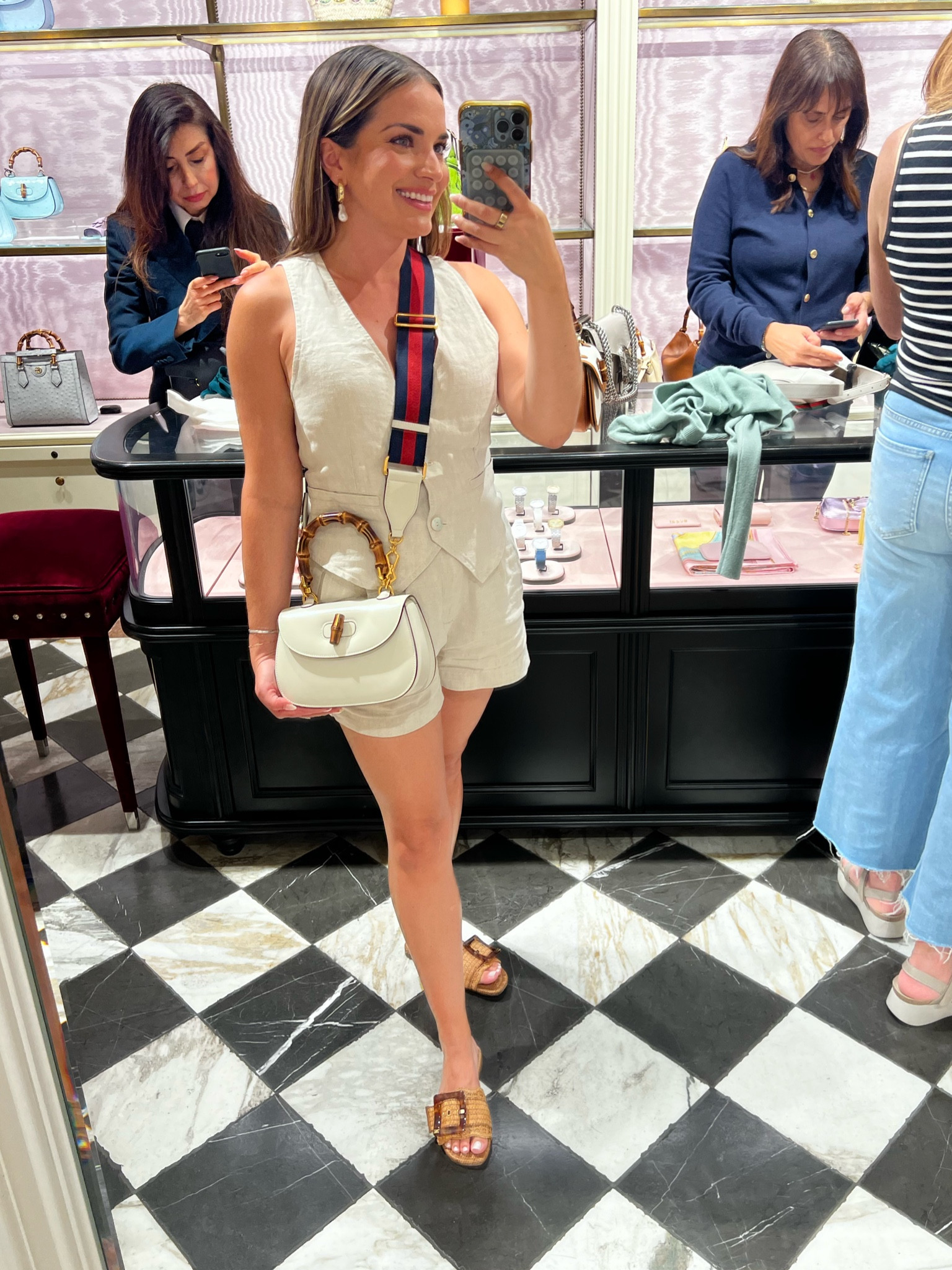 This Bella Dahl linen vest set from Bloomingdales is the perfect outfit for European happy hour and shopping sprees 😜🥰

#LTKeurope #LTKtravel #LTKstyletip