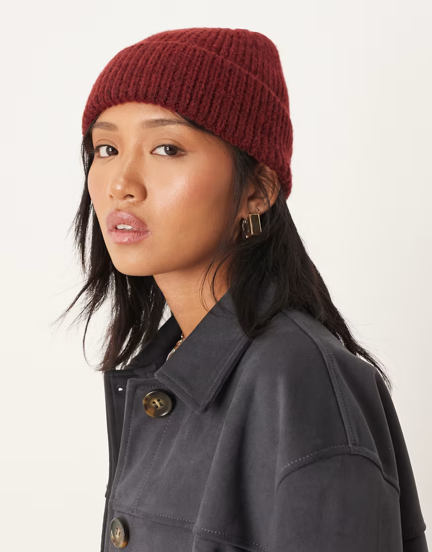 ASOS DESIGN fisherman rib beanie in burgundy-Red | ASOS (Global)
