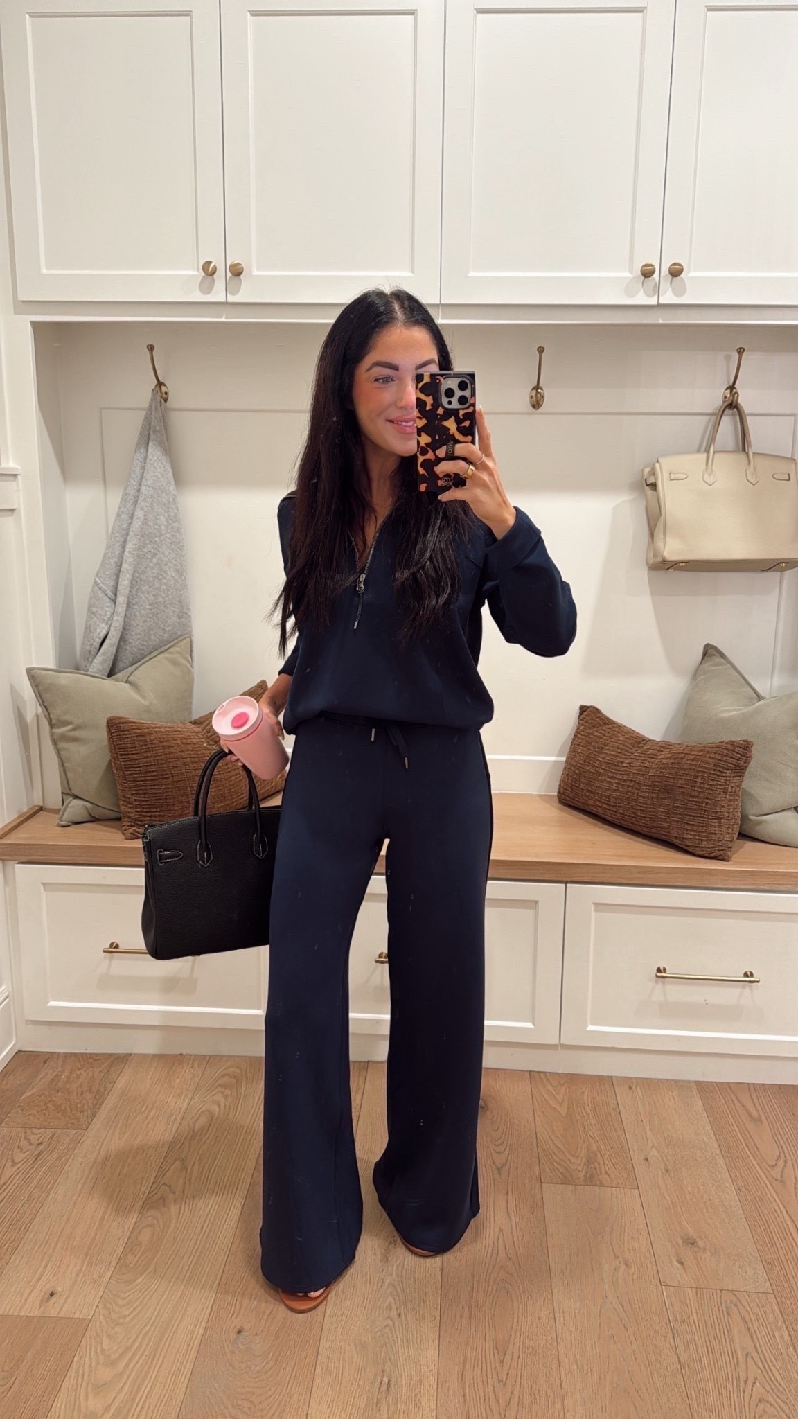 I’m in a small petite! Code: BESTSTYLEXSPANX for 15% off your first purchase + free shipping 


@Spanx #spanxpartner